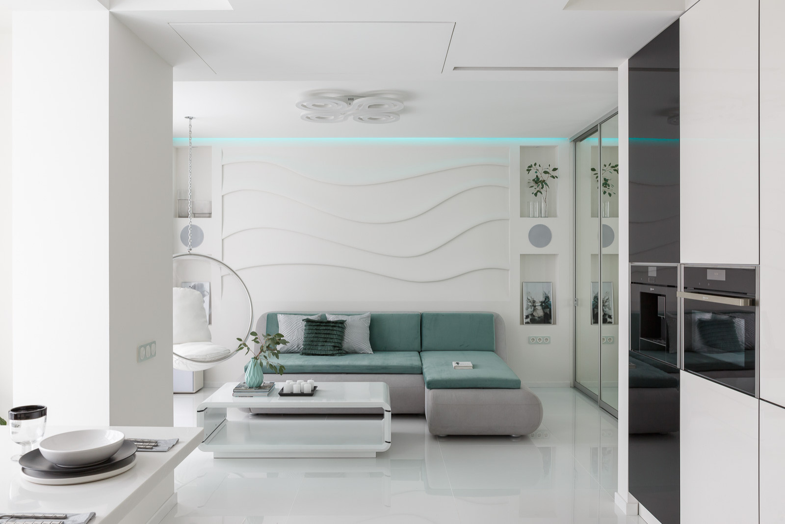 Проект недели: Кухня-гостиная с исчезающим телевизором