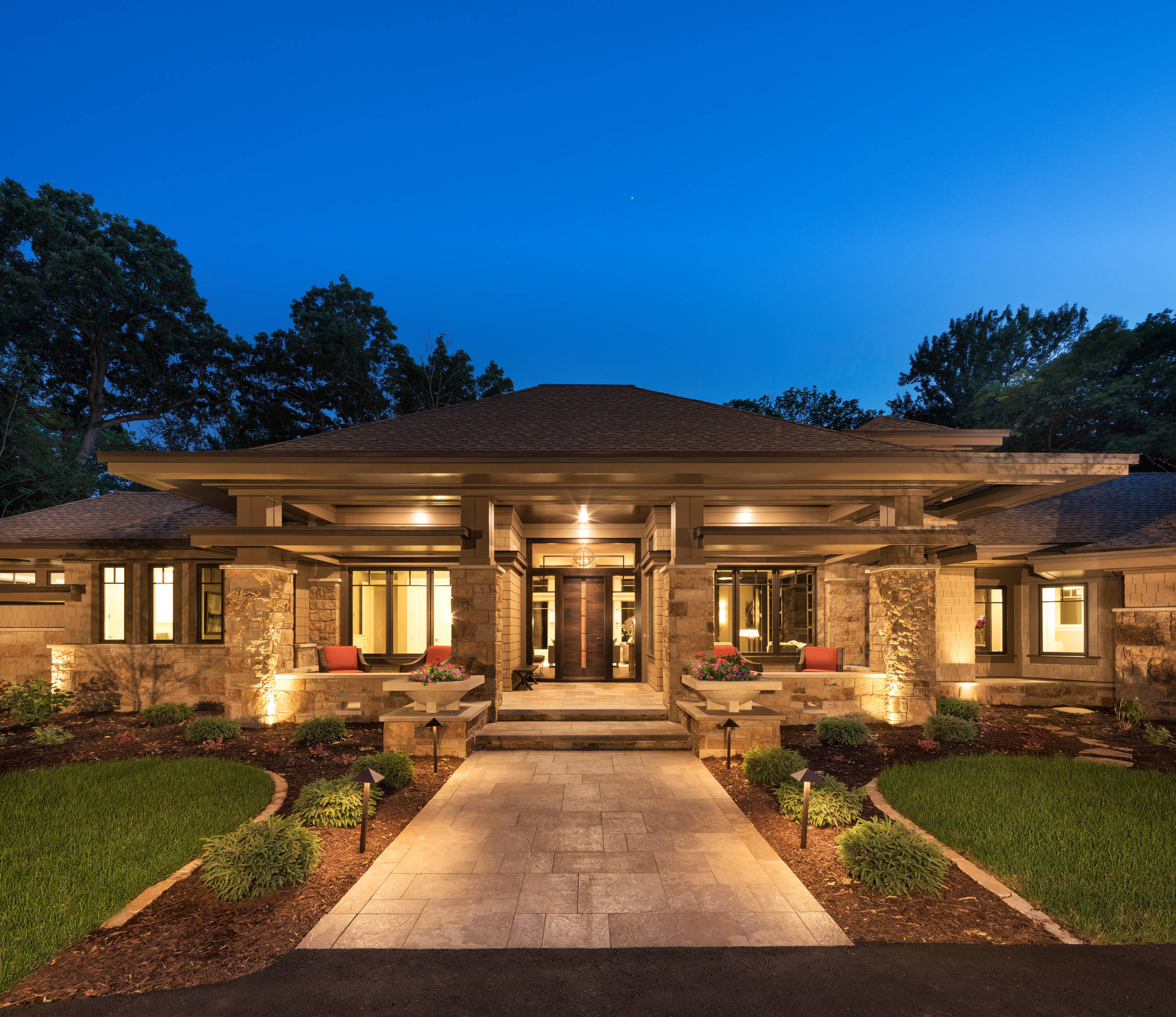 Вопрос: Какой стиль выбрать для частного дома