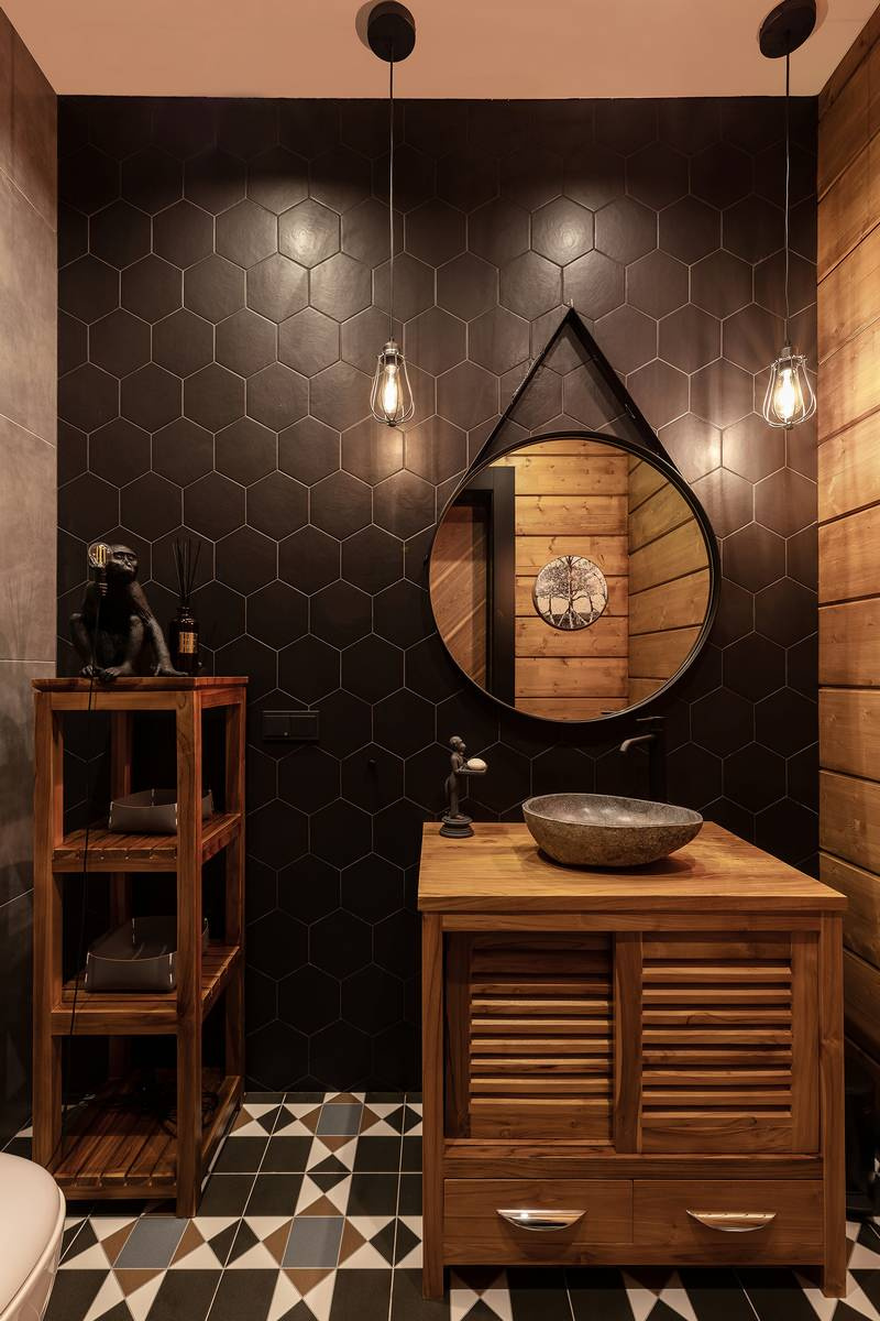 Houzz  тур: Загородный дом с чёрным мрамором и огромными окнами