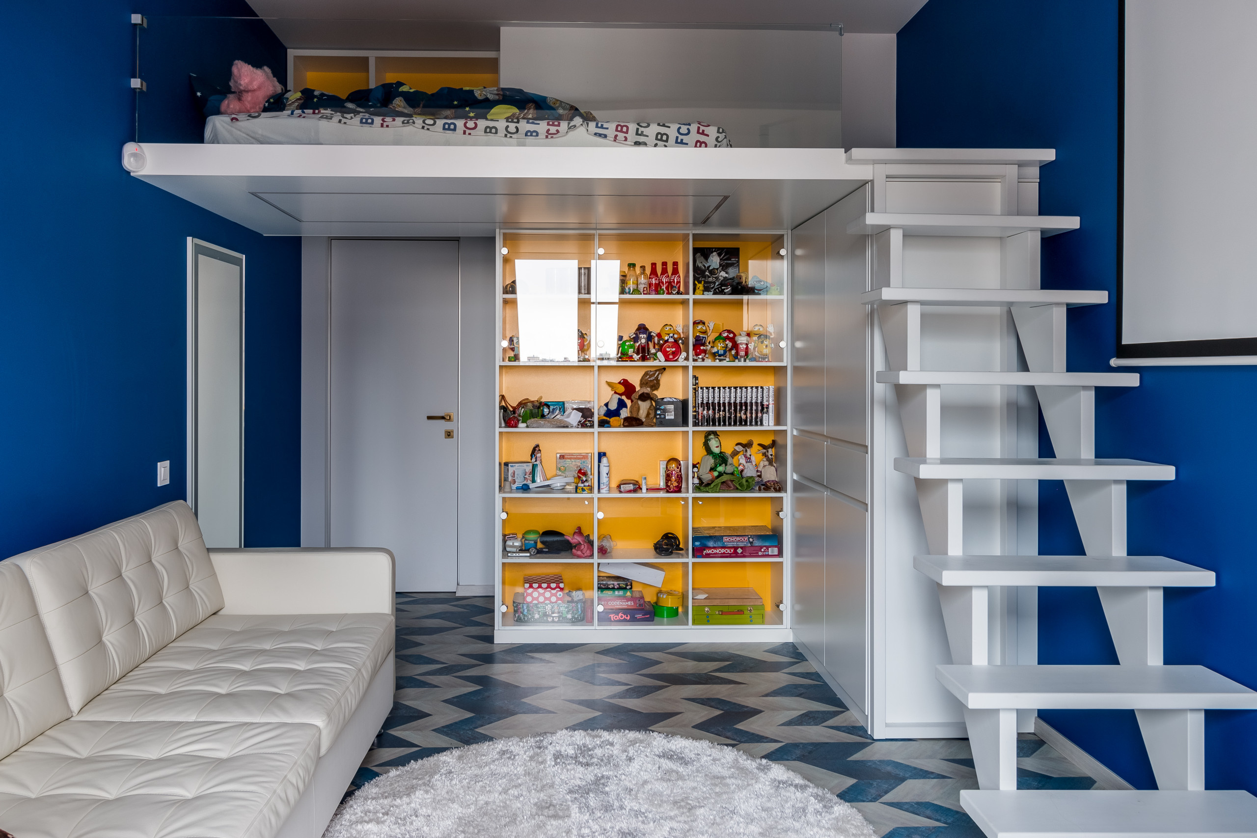 Houzz тур: Яркая квартира в Санкт-Петербурге