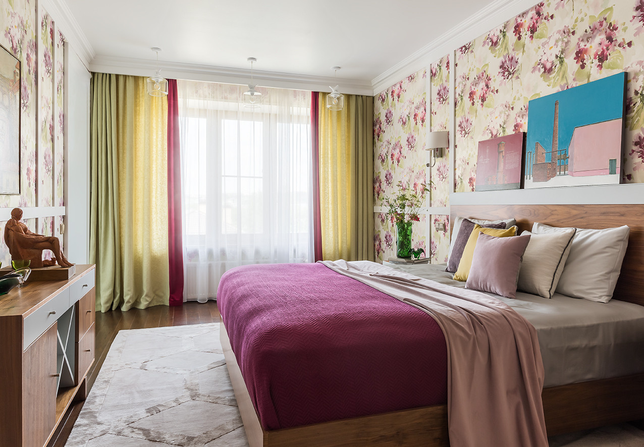 В гостях: Дом у озера — с малиновой гостиной