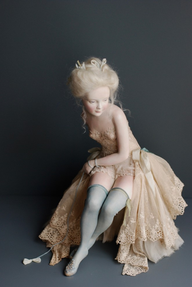 В гостях: Яркая квартира и мастерская художницы по куклам