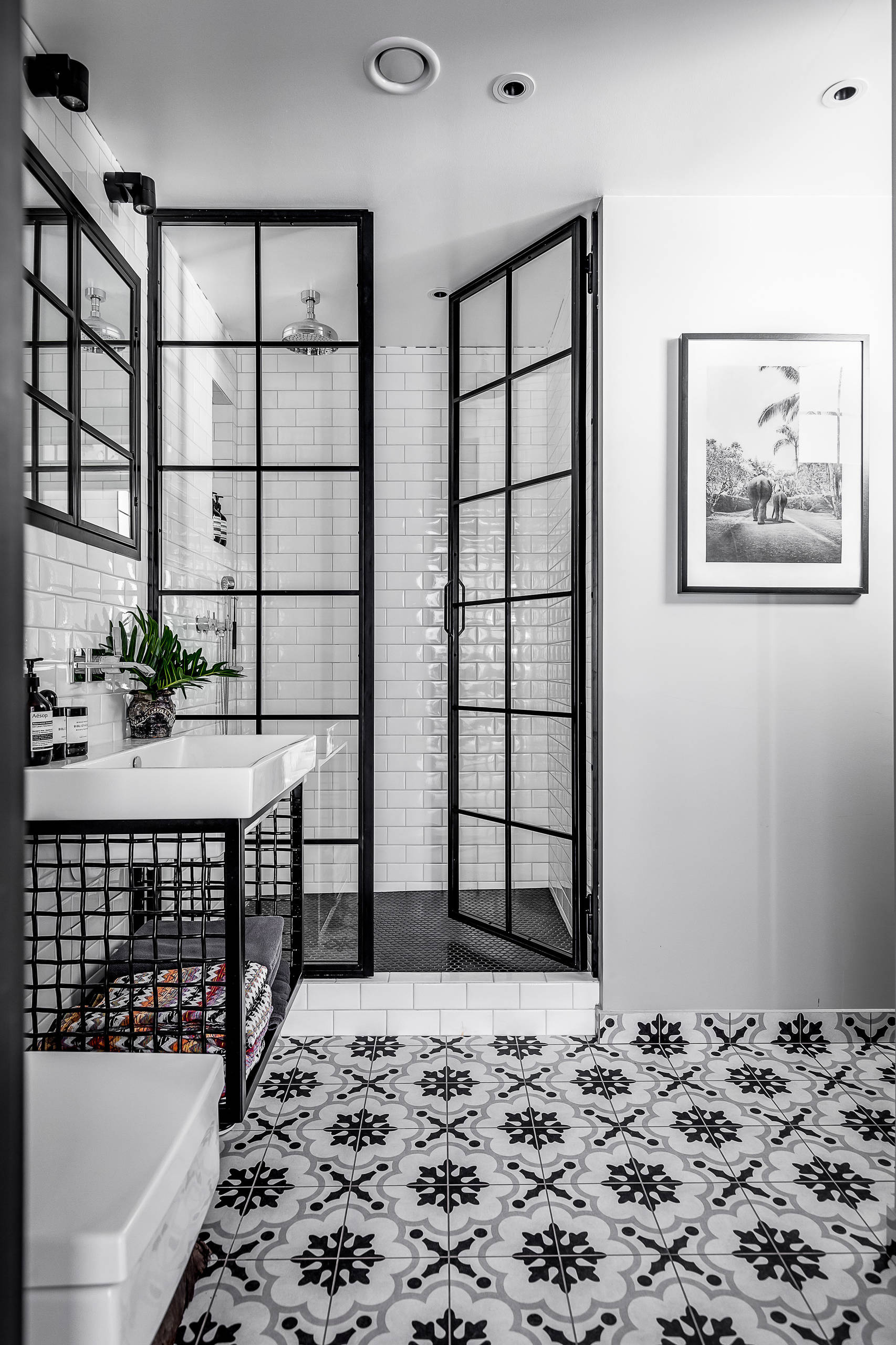 Дизайн-дебаты: Как правильно выбрать душевую кабину