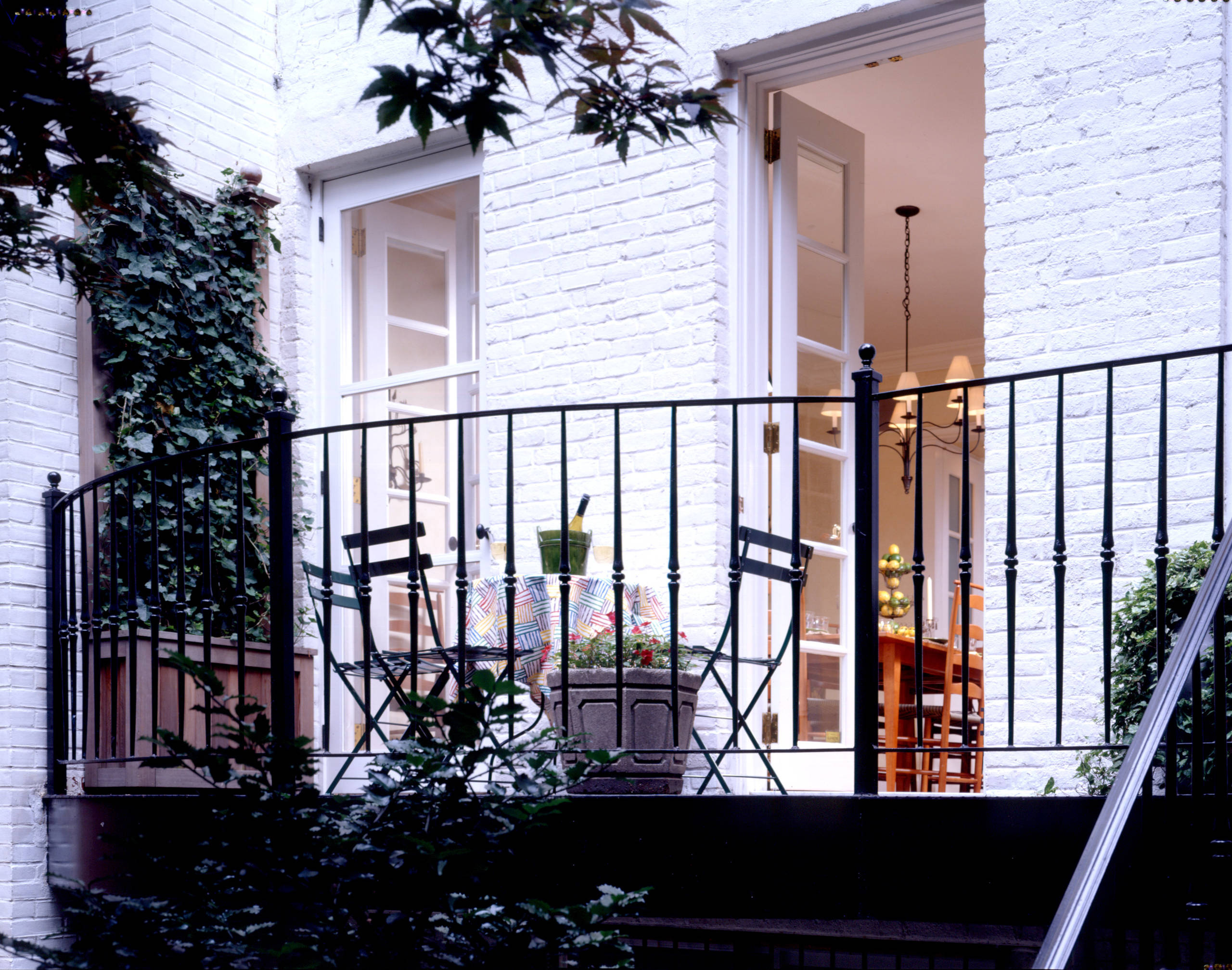 Фотоохота: 87 балконов, вдохновляющих дизайном и видом на город