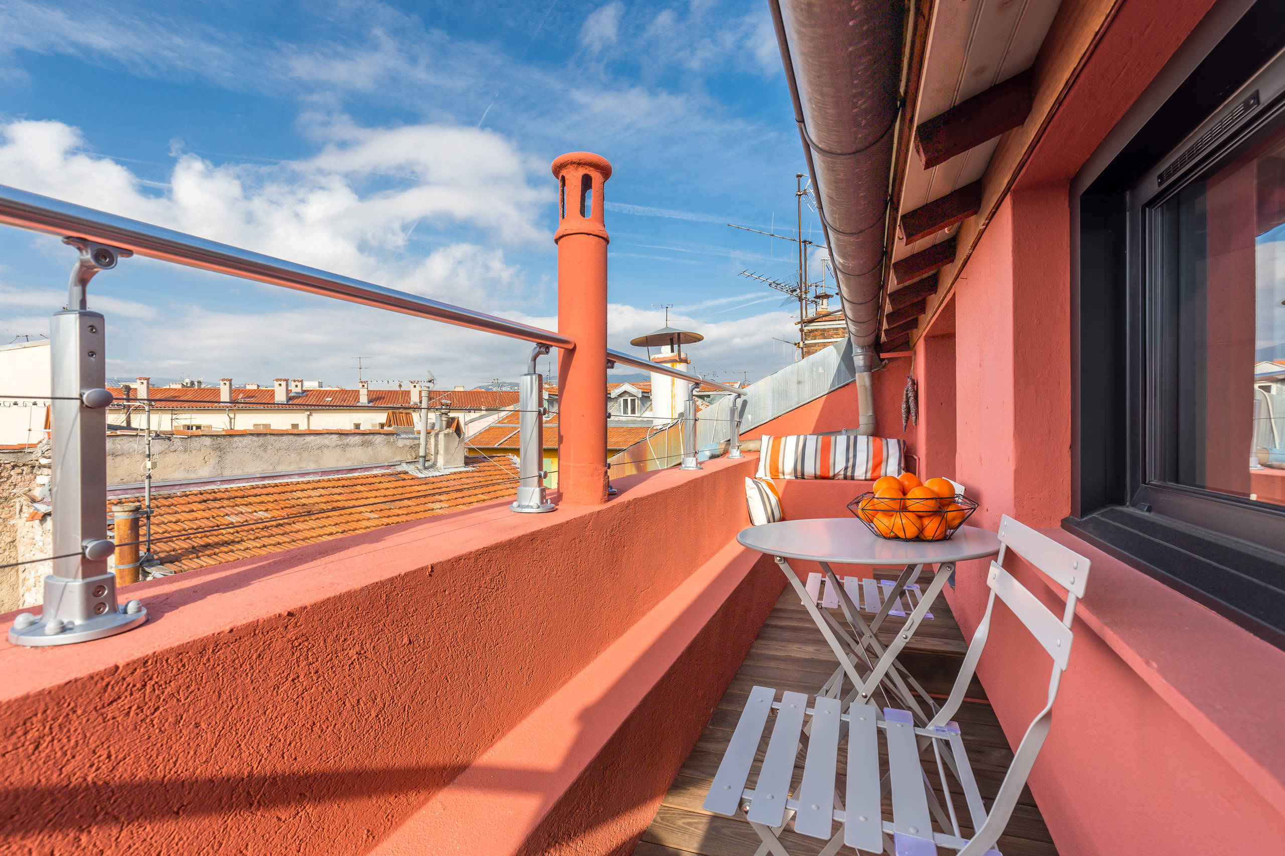 Коралловый — цвет 2019 года по версии Pantone