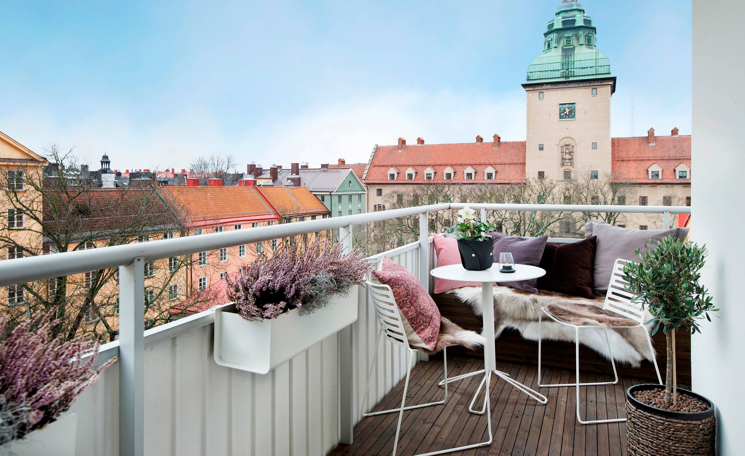 Фотоохота: 87 балконов, вдохновляющих дизайном и видом на город