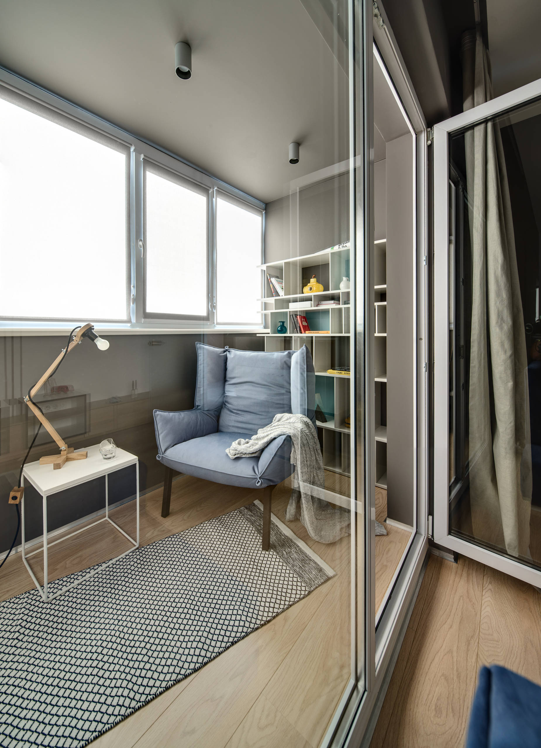 Houzz Украина: Интерьер для холостяка и кошки