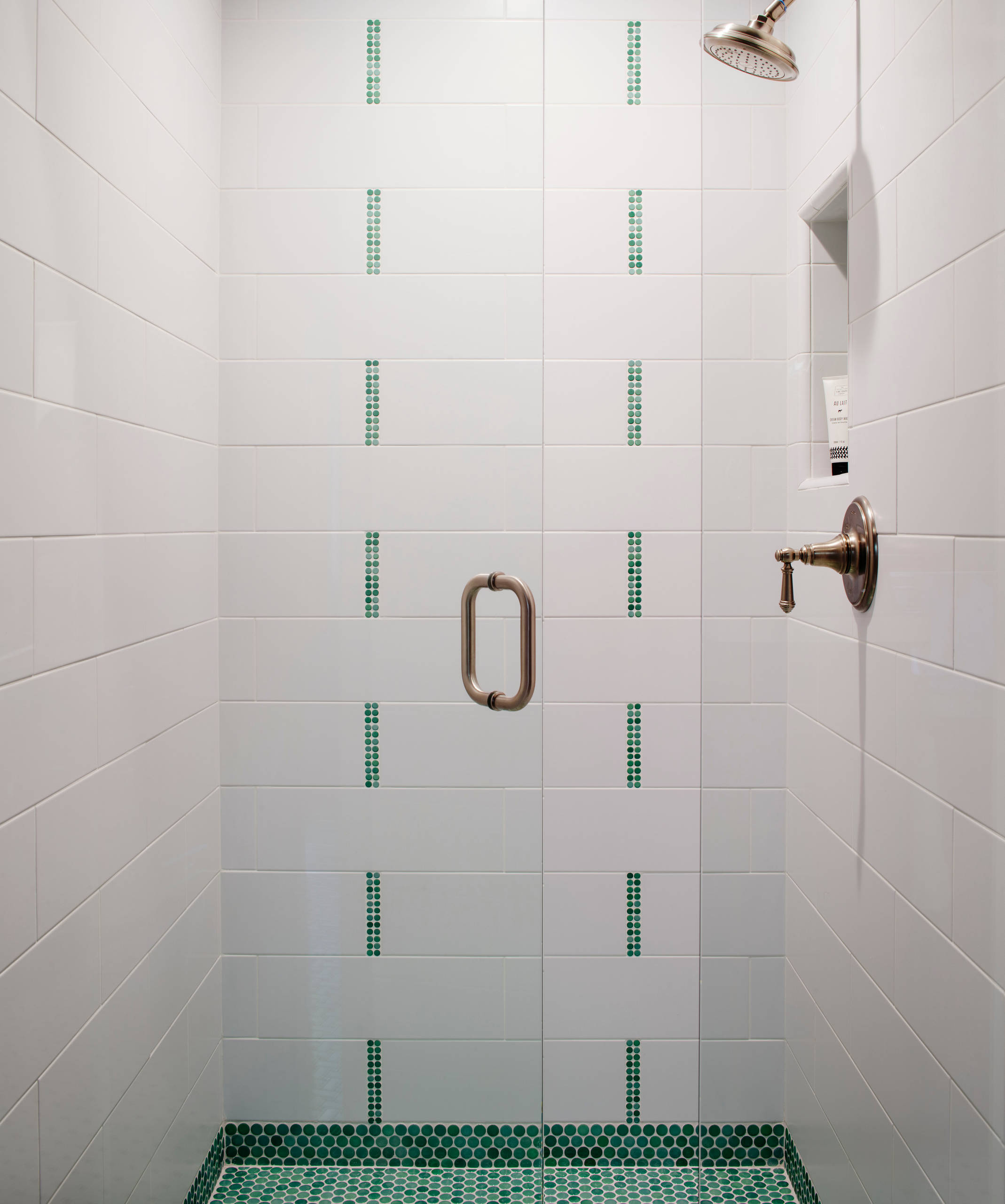 Какую плитку выбрать в ванную комнату