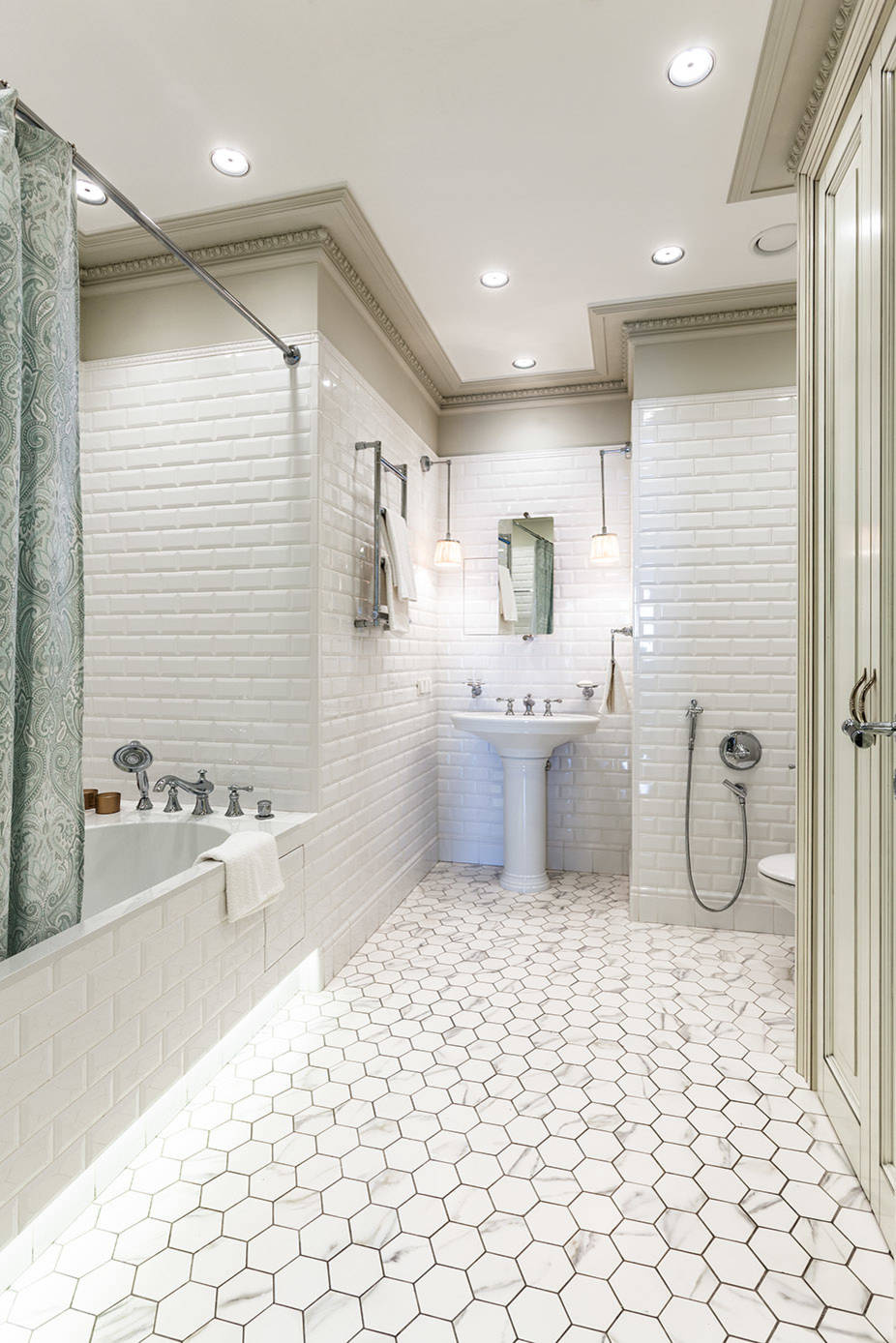 Вентиляция в ванной комнате: Чтобы не было мучительно сыро