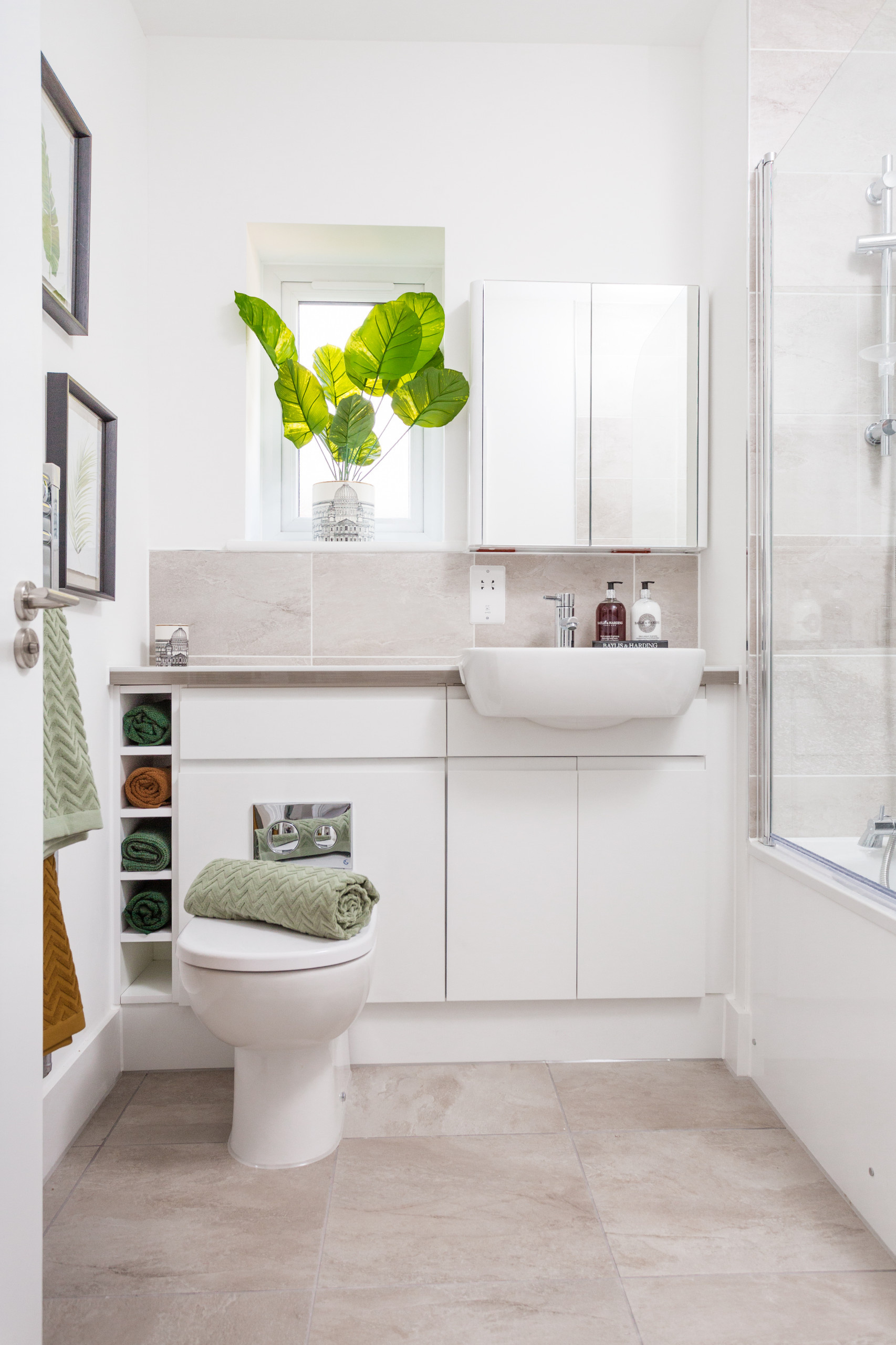 Просто фото: Хранение полотенец в ванной