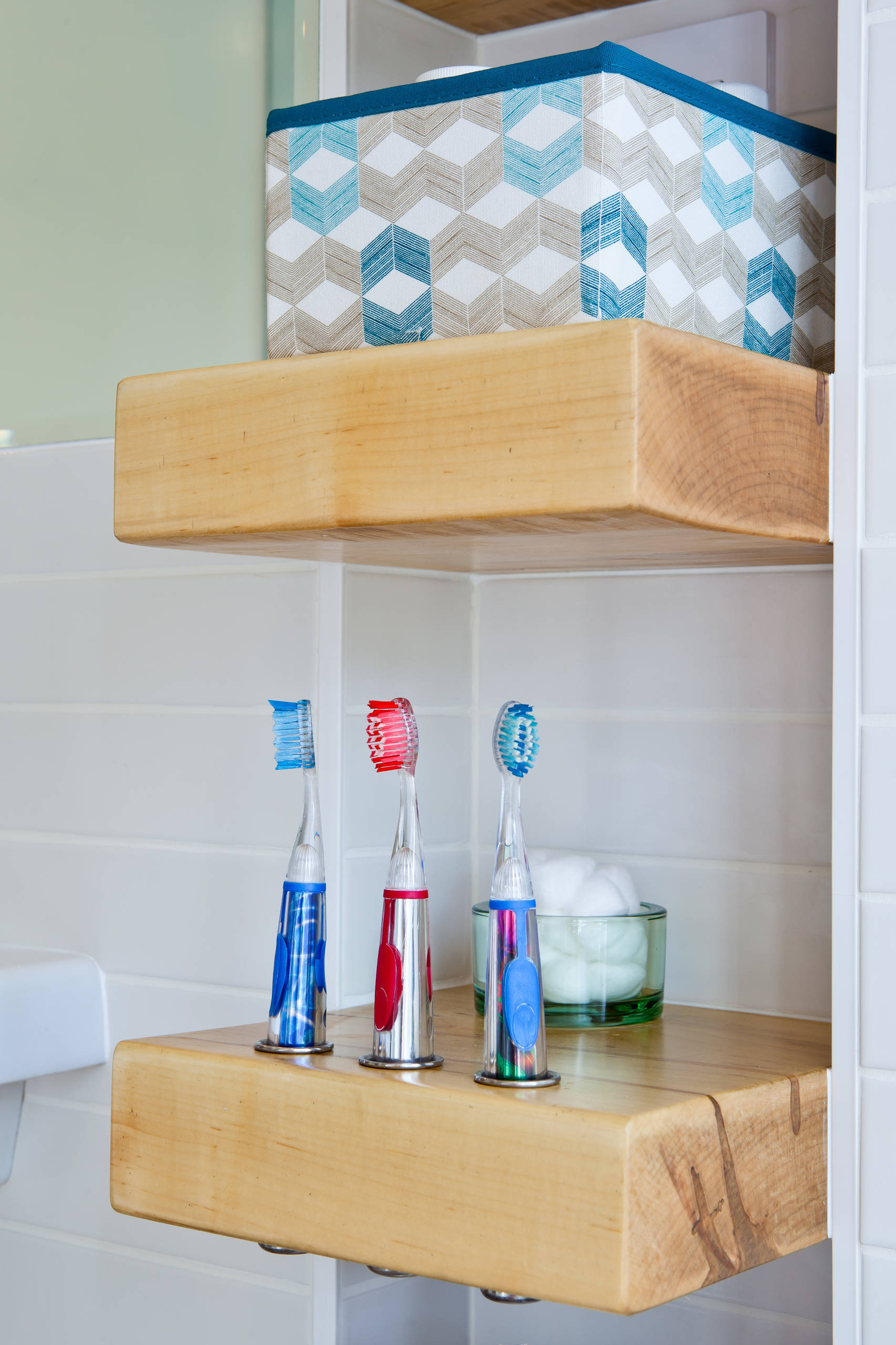 Живите проще: 33 лайфхака для маленькой ванной и туалета