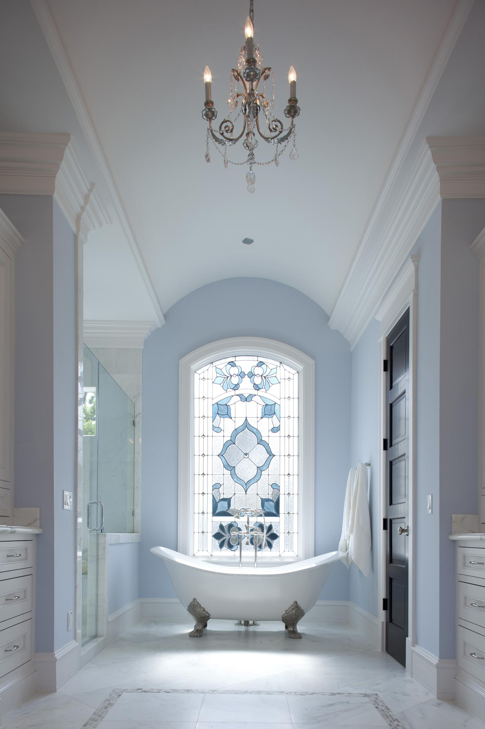 Фотоохоота: 91 идея для стены за душевой шторкой