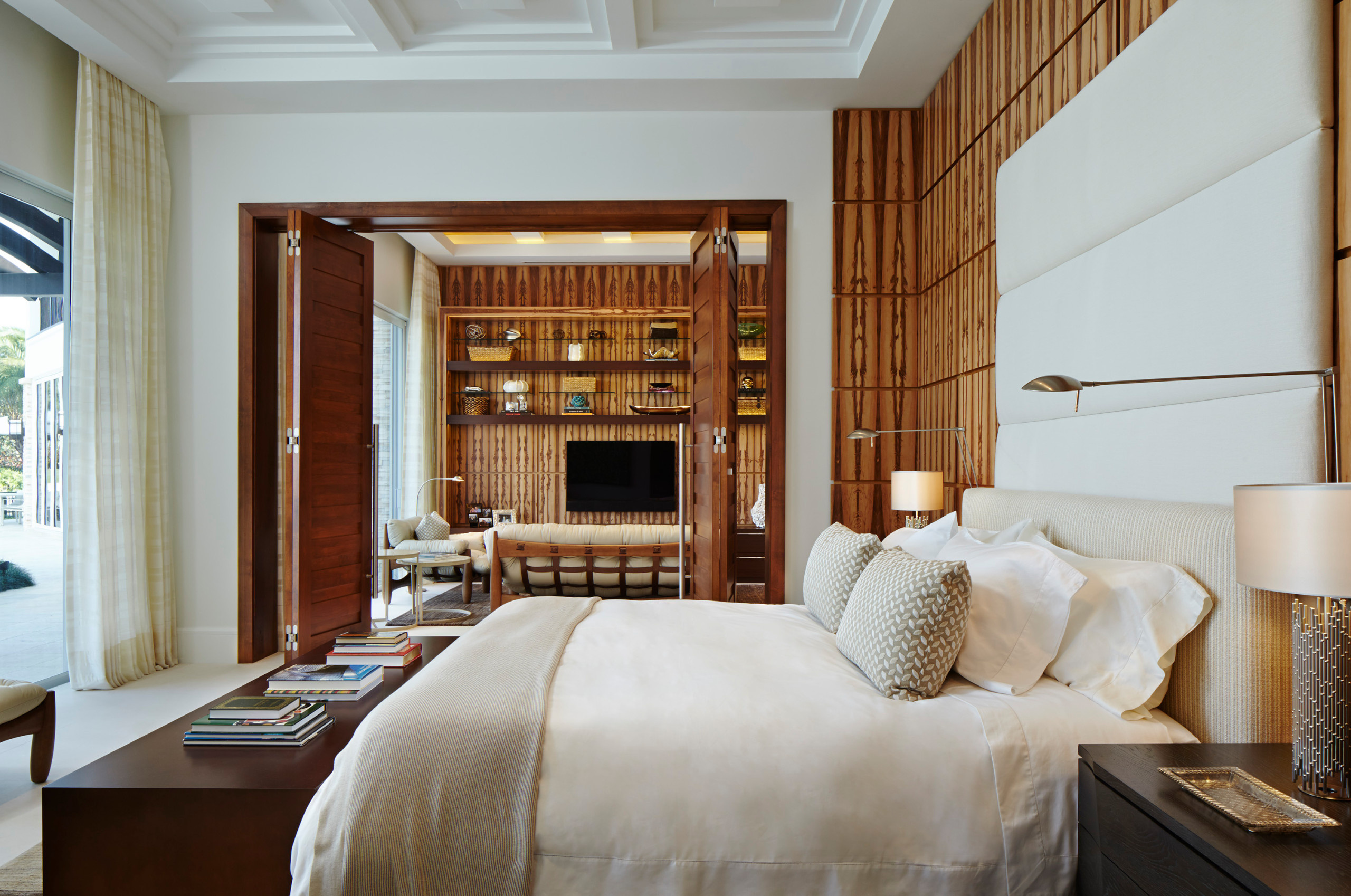 Ночь нужна: Как выбрать идеальную дверь для спальни