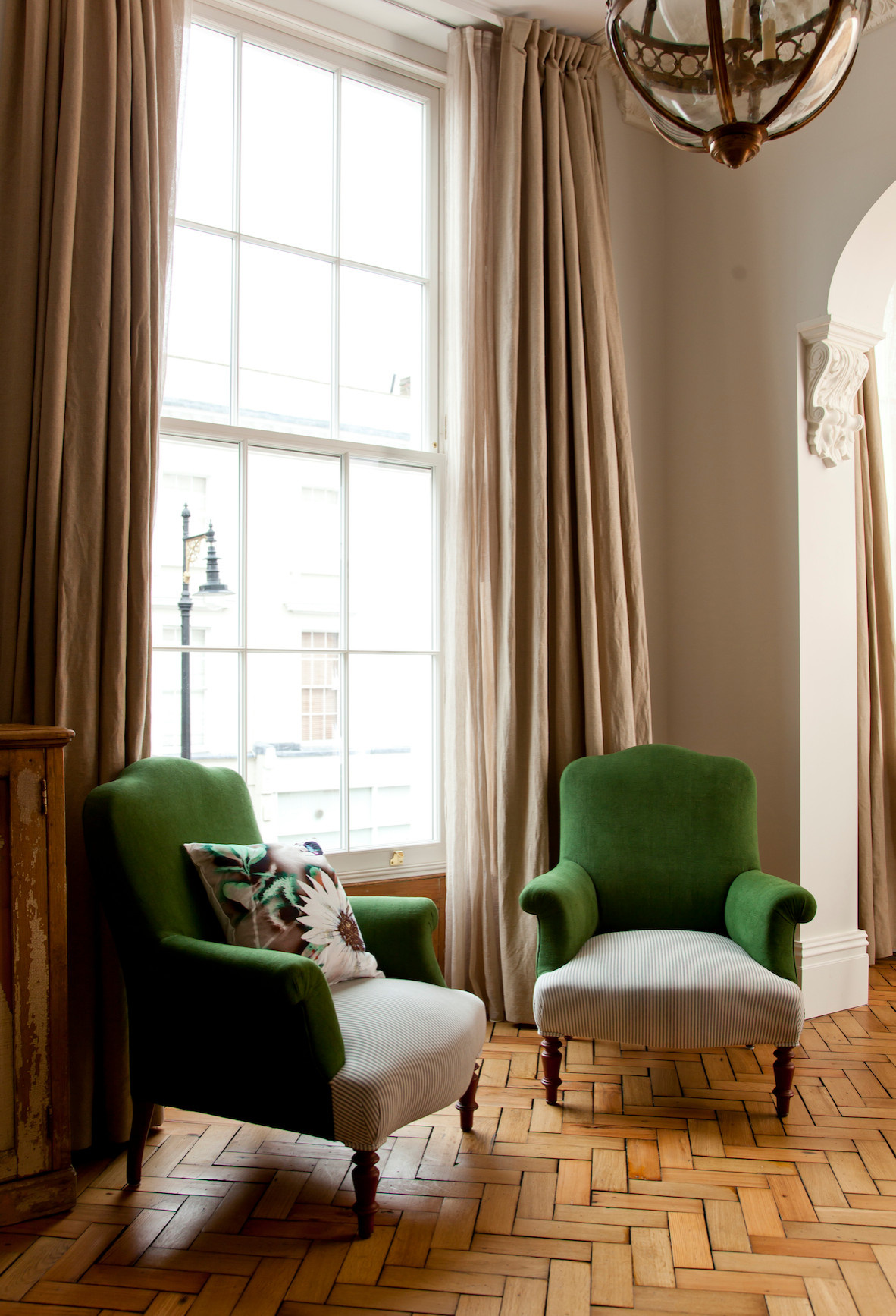 Материаловедение: Какой материал деревянных окон вам подходит