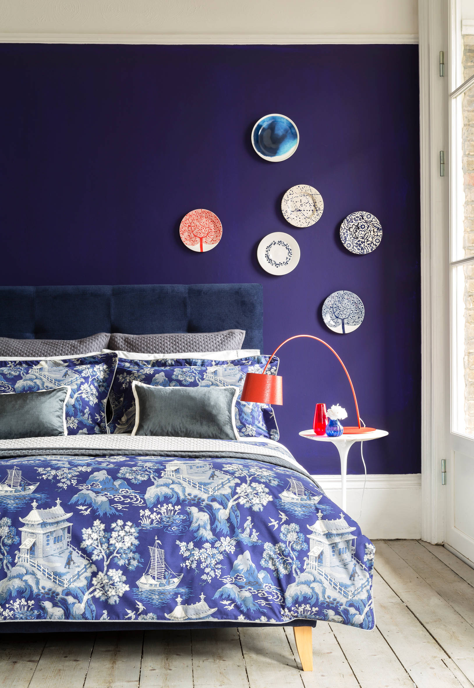 Вопрос: Цвет стен в спальне — какой выбрать?