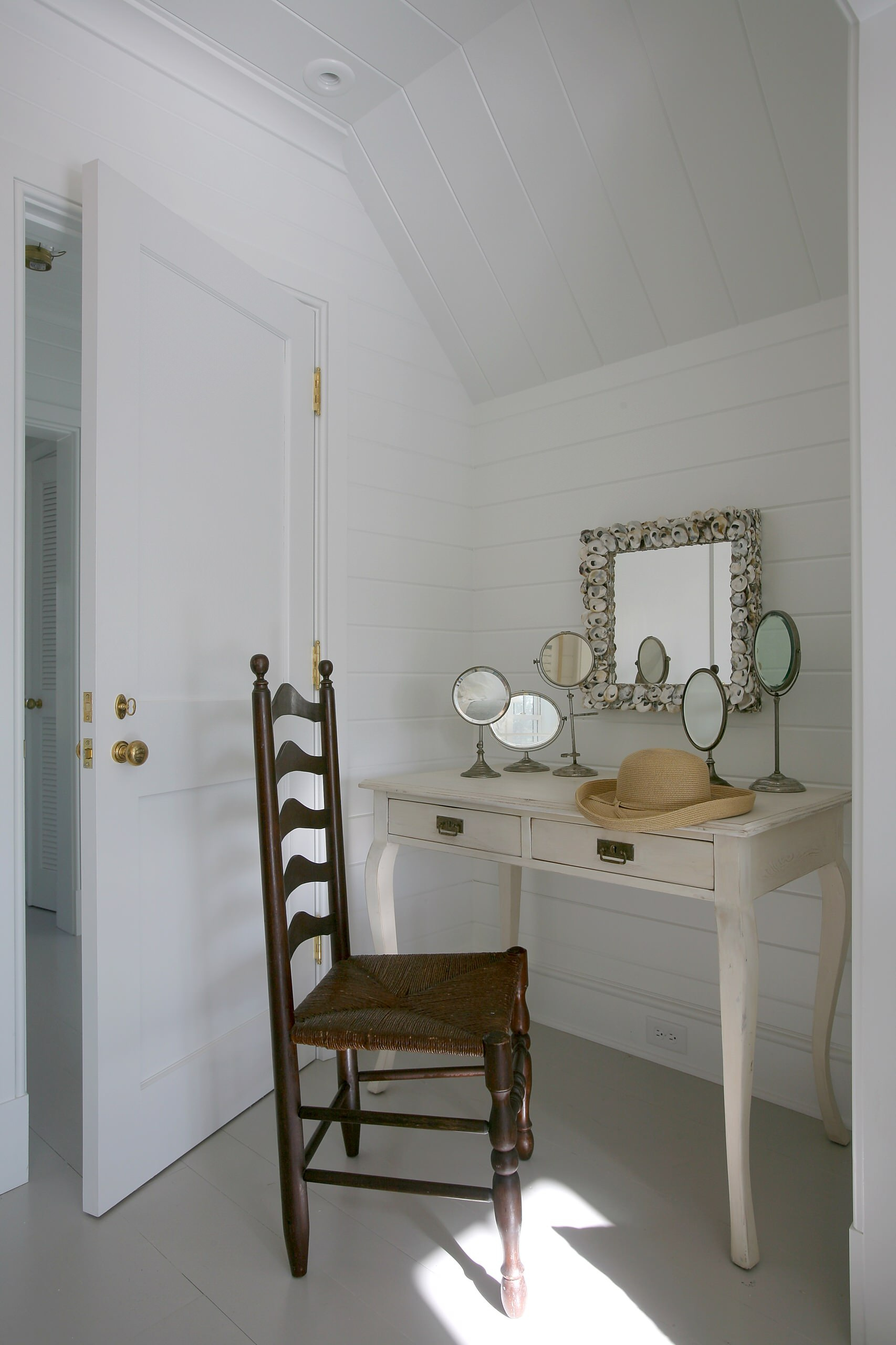 Фотоохота: 94 идеи, где организовать и как оформить туалетный столик