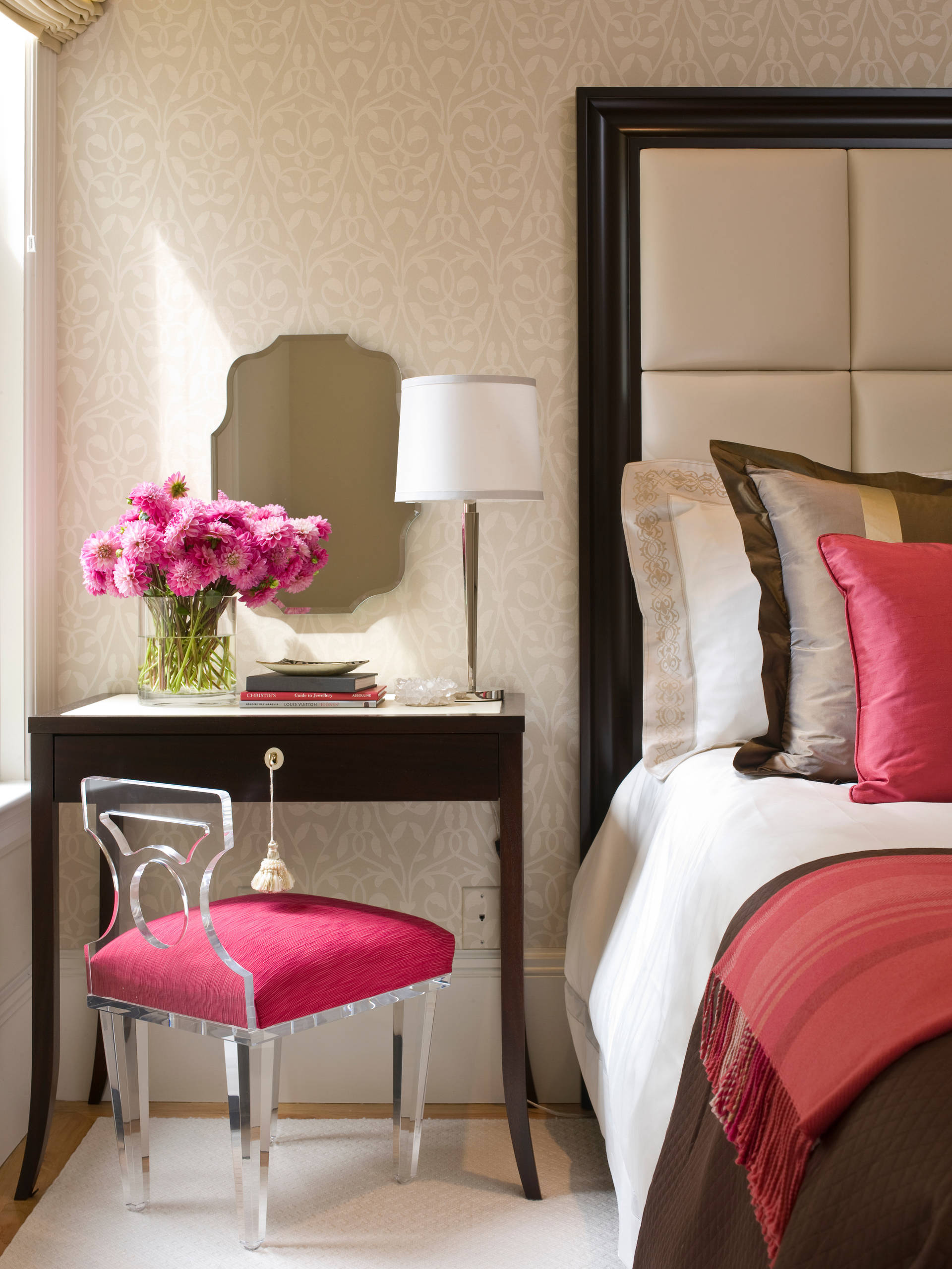 Фотоохота: 94 идеи, где организовать и как оформить туалетный столик