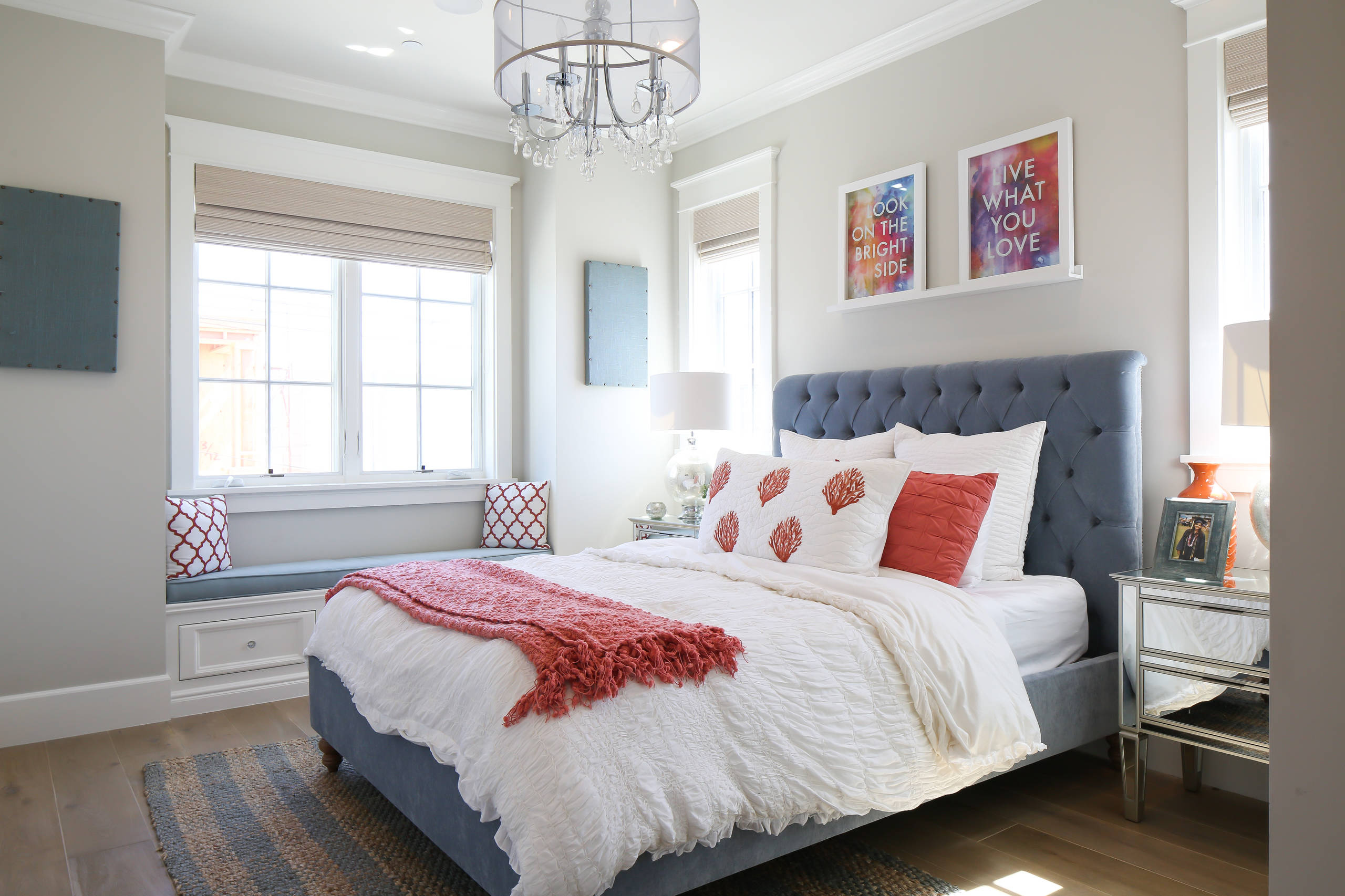 Жизнь на подоконнике: От лавки до обсерватории