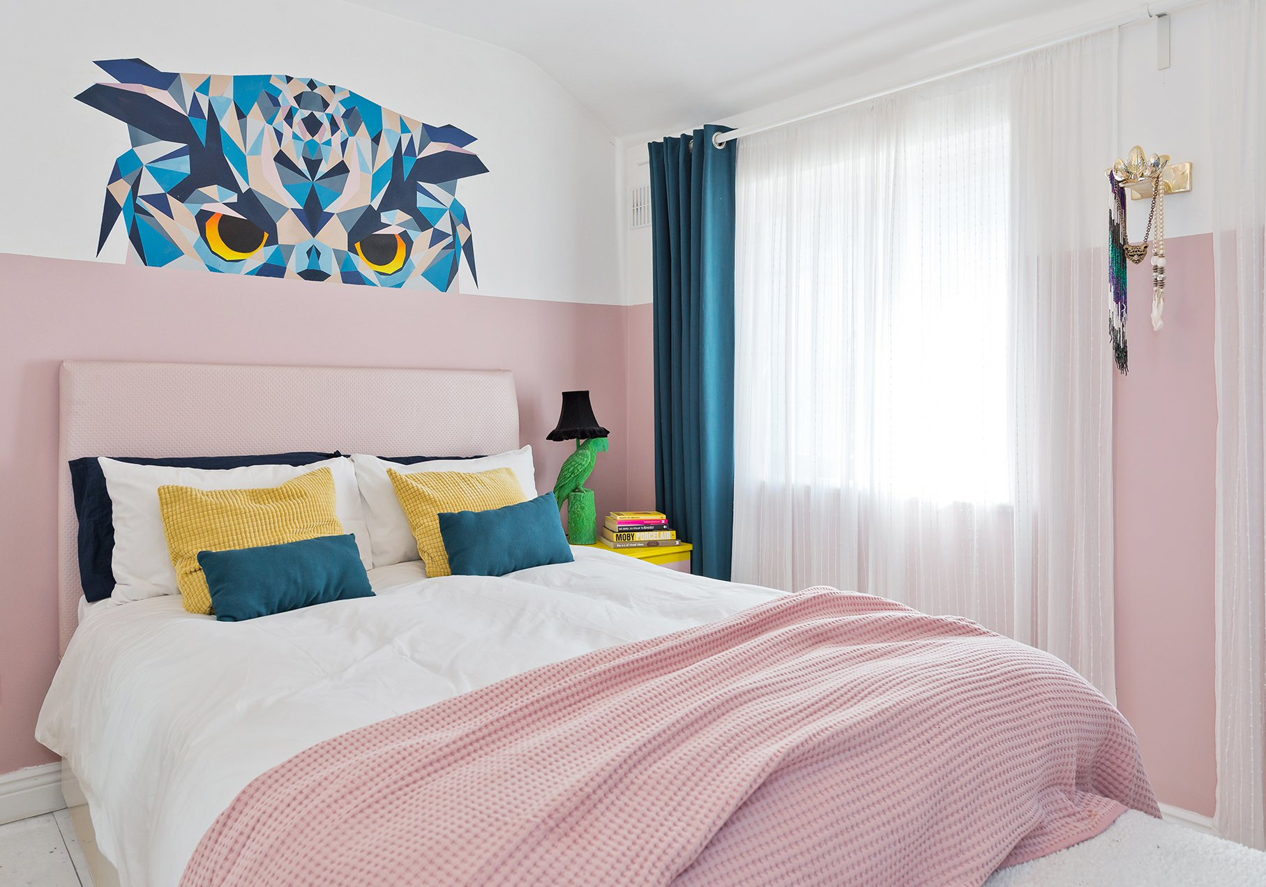 Фотоохота: 16 идей для весеннего обновления спальни