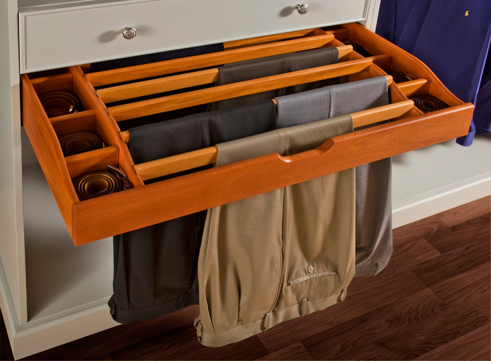 Хороший вопрос: Где хранить вещи в квартире, в которой мало места