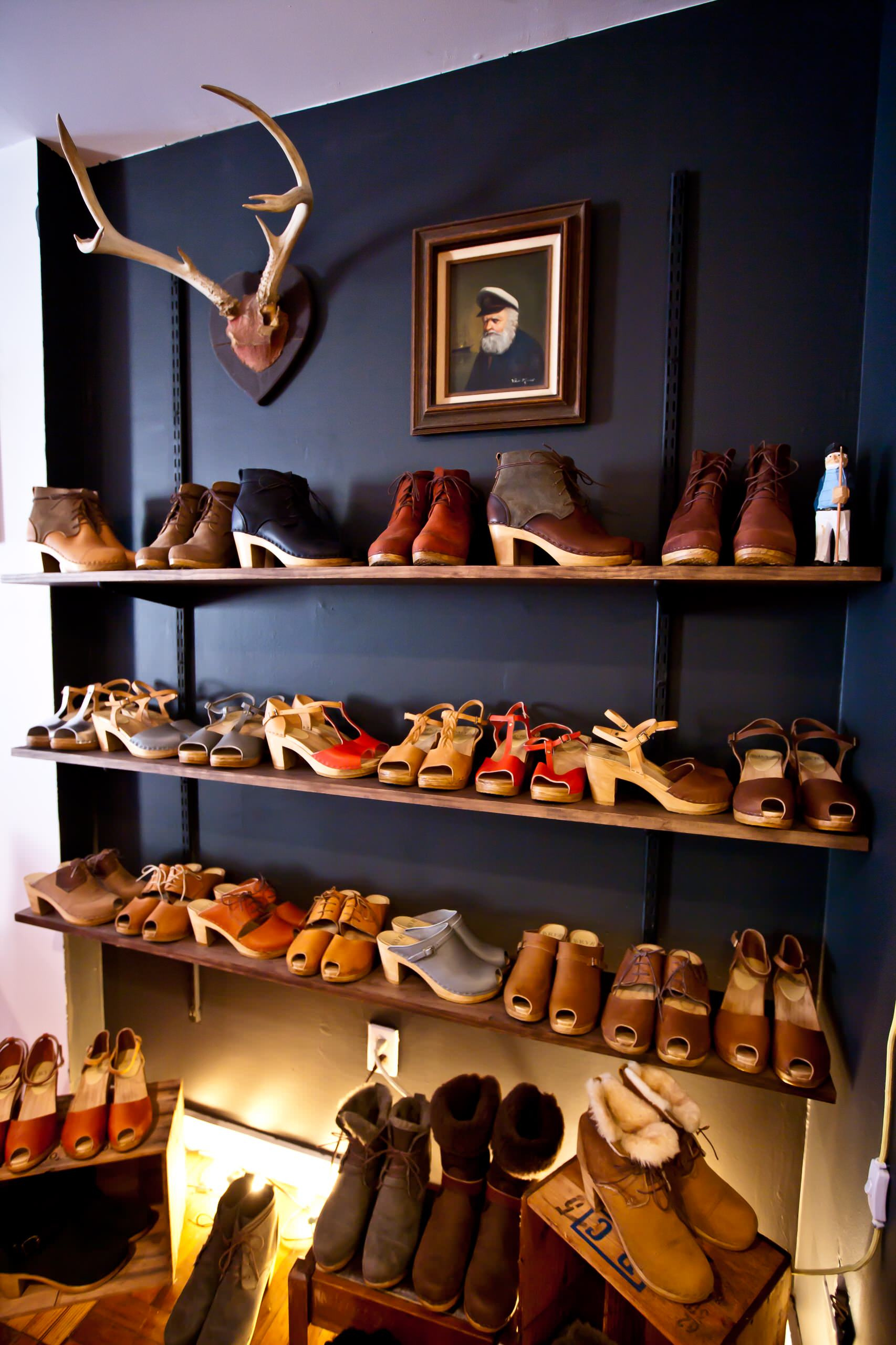 Красота напоказ: Яркие идеи хранения вещей для модниц и модников