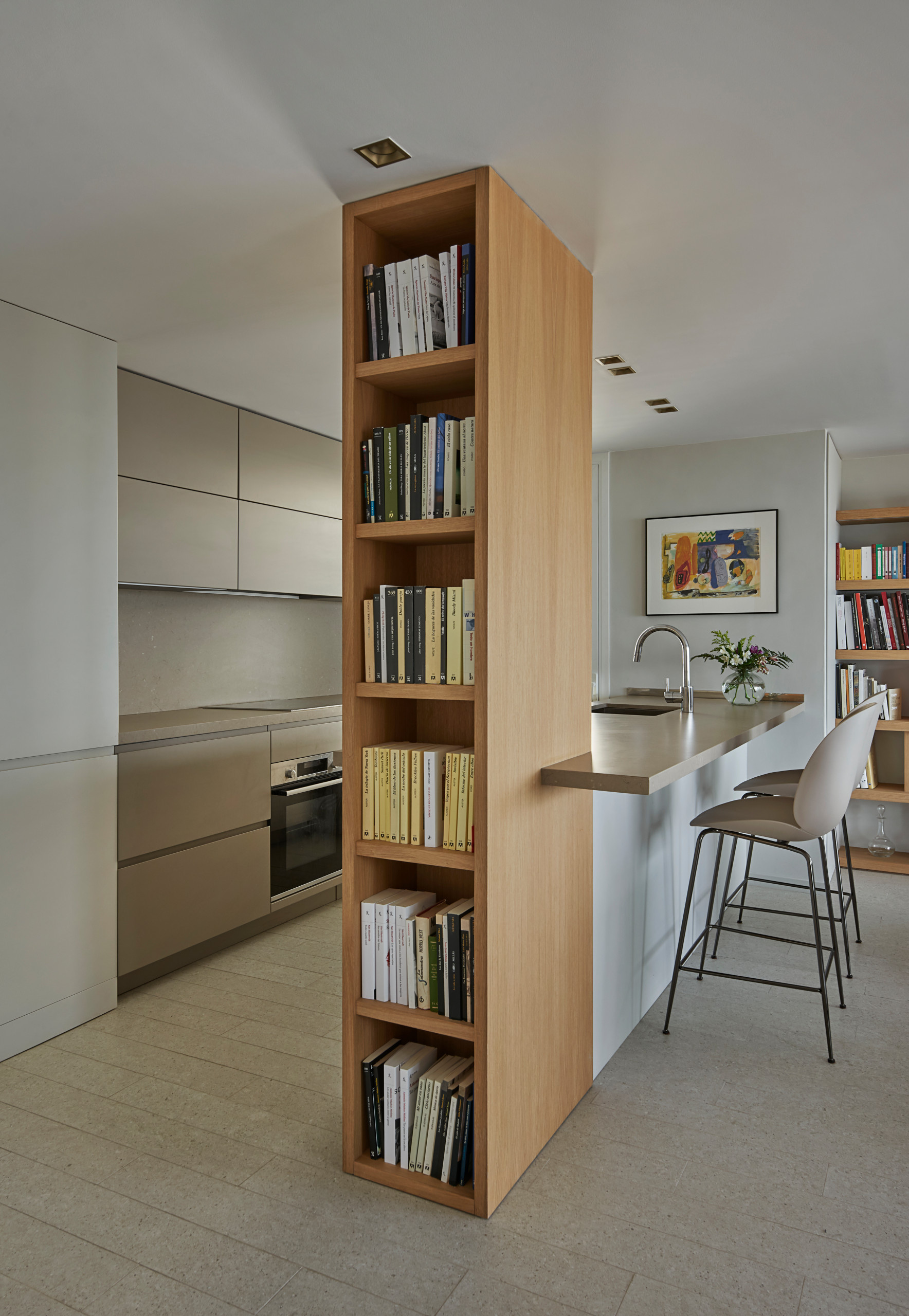 Фотоохота: Как обыграть торец кухни в кухне-гостиной