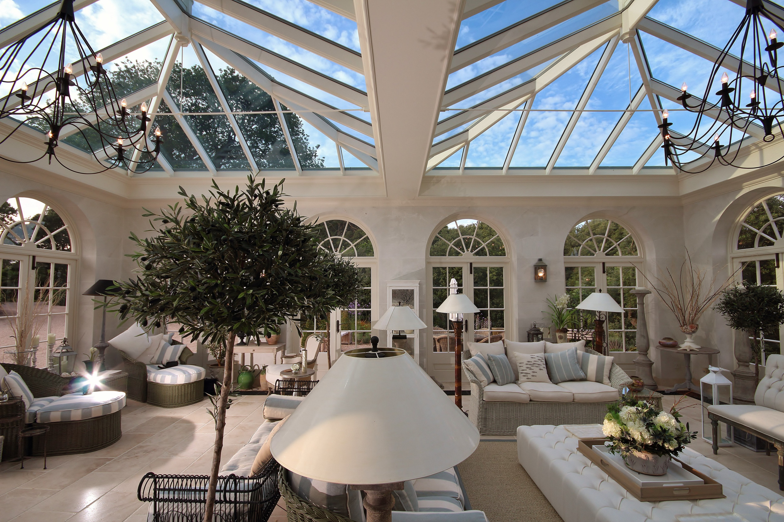 Вопрос: Сад, интерьер и зимний сад — как их связать воедино