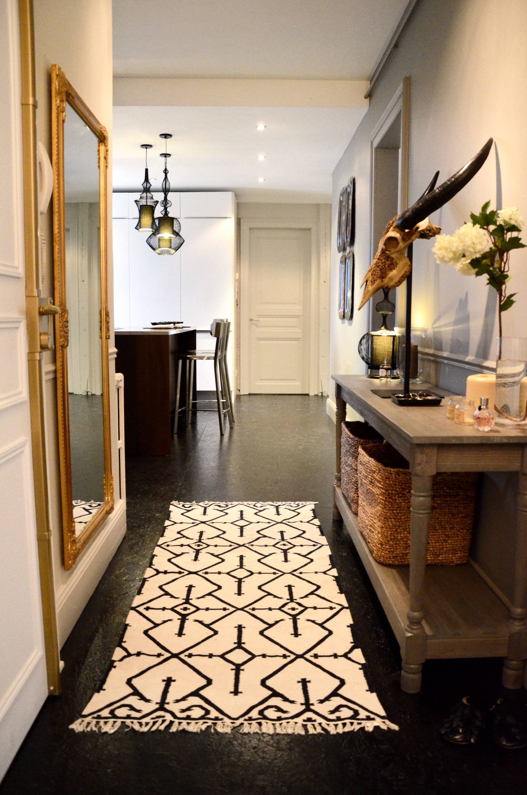 Фотоохота: 97 способов сделать прихожую яркой