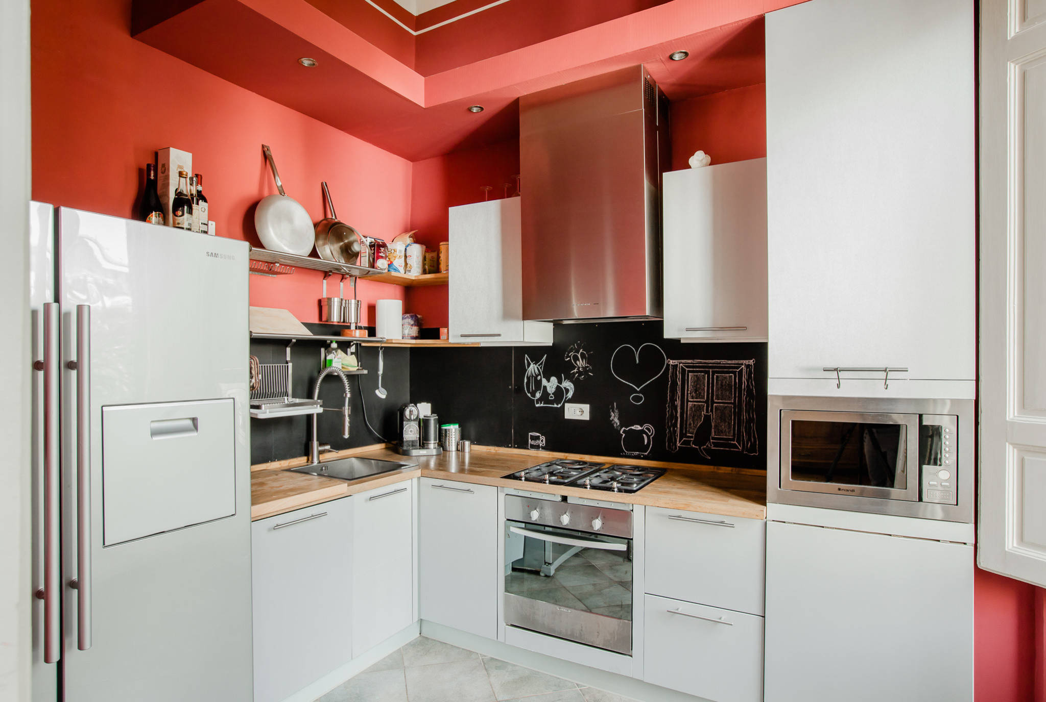 Коралловый — цвет 2019 года по версии Pantone