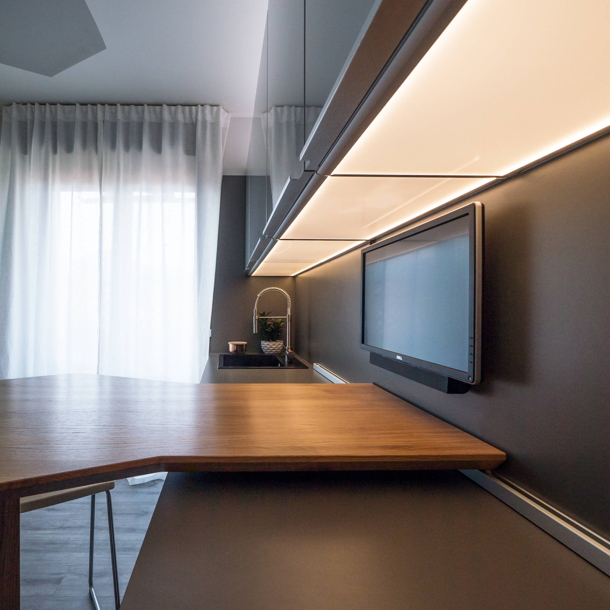 Хороший вопрос: Маленькая кухня, ничего не лезет — что делать