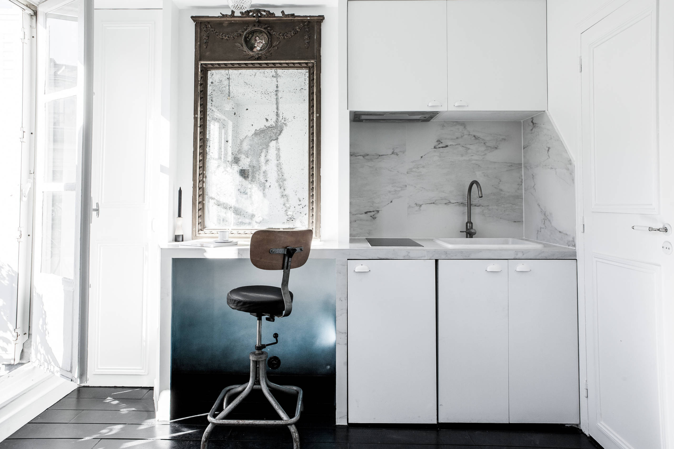 Фотоохота: 45 маленьких кухонь, в которых есть всё необходимое