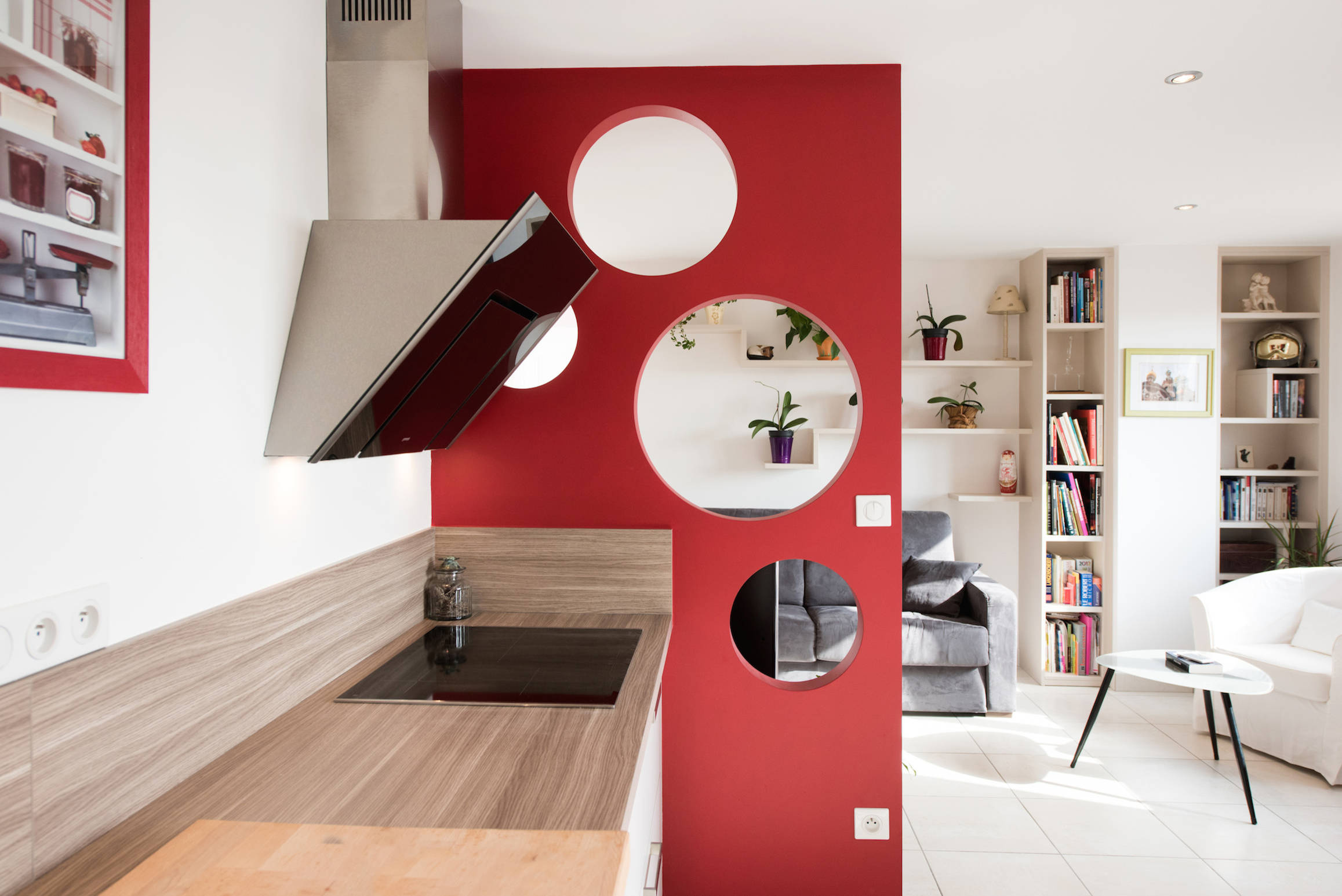 Просто фото: Перегородка между кухней и гостиной — 22 варианта