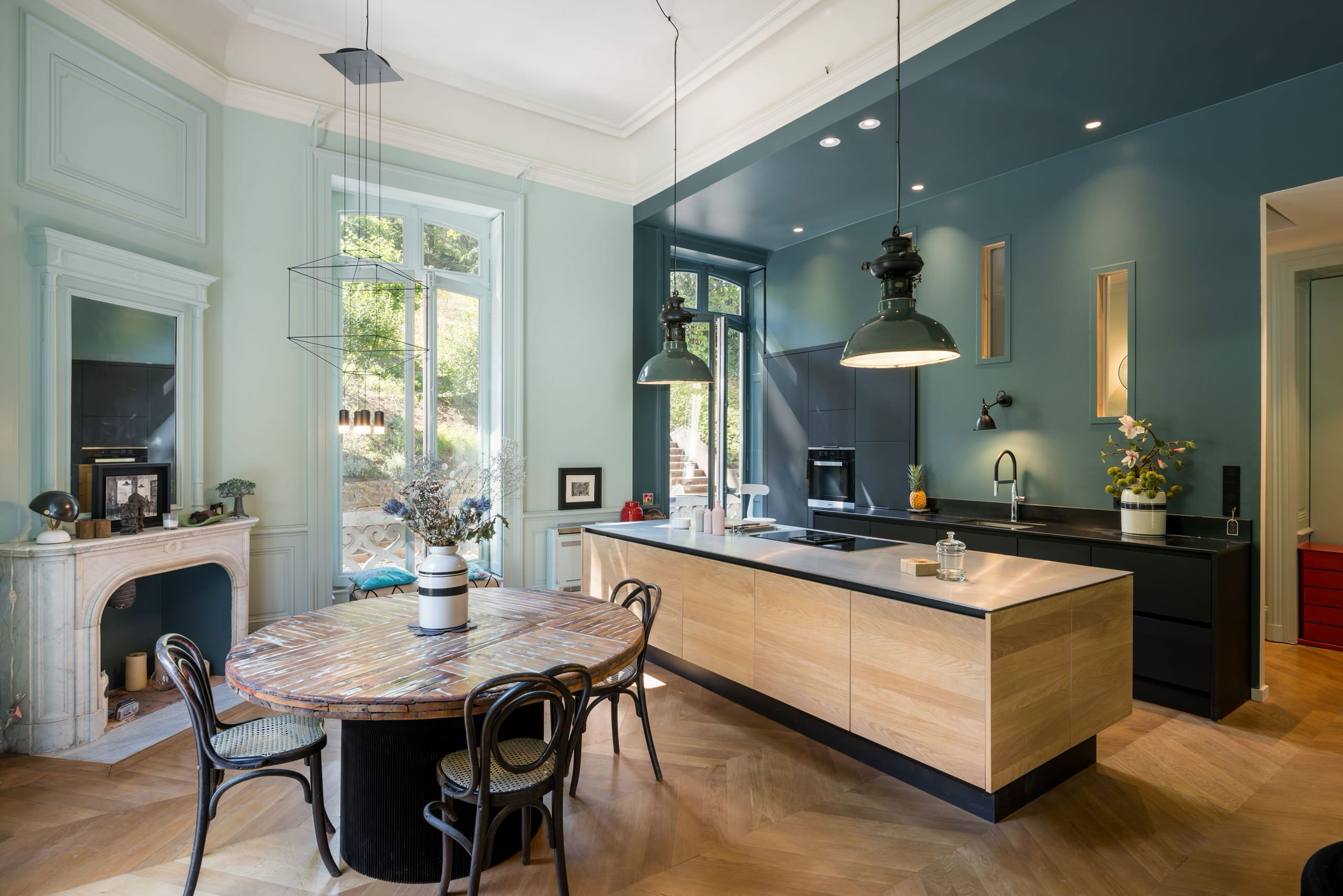 Просто фото: 16 цветовых схем с «датским голубым»