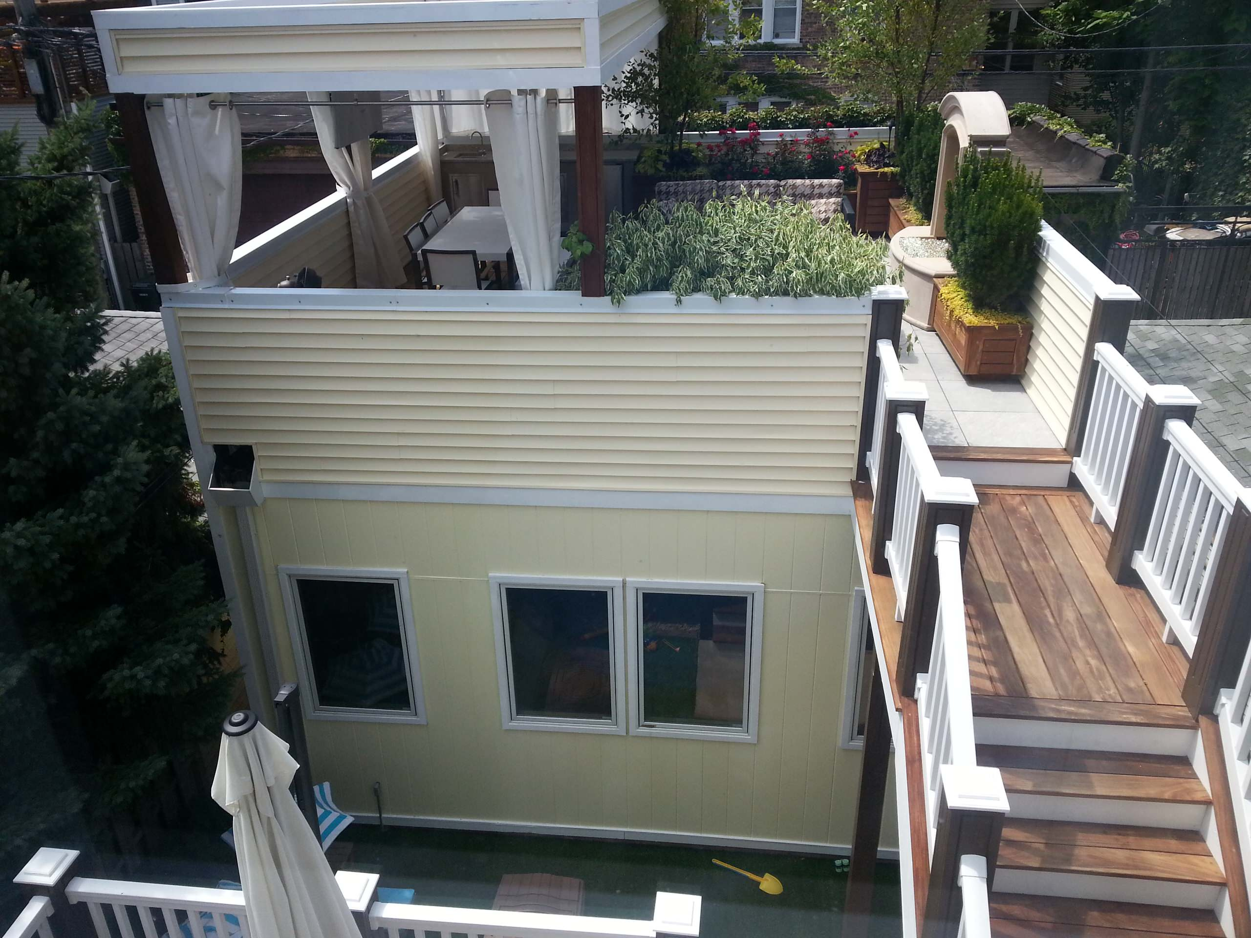 Фотоохота: 81 идея обустройства крыши на летний период