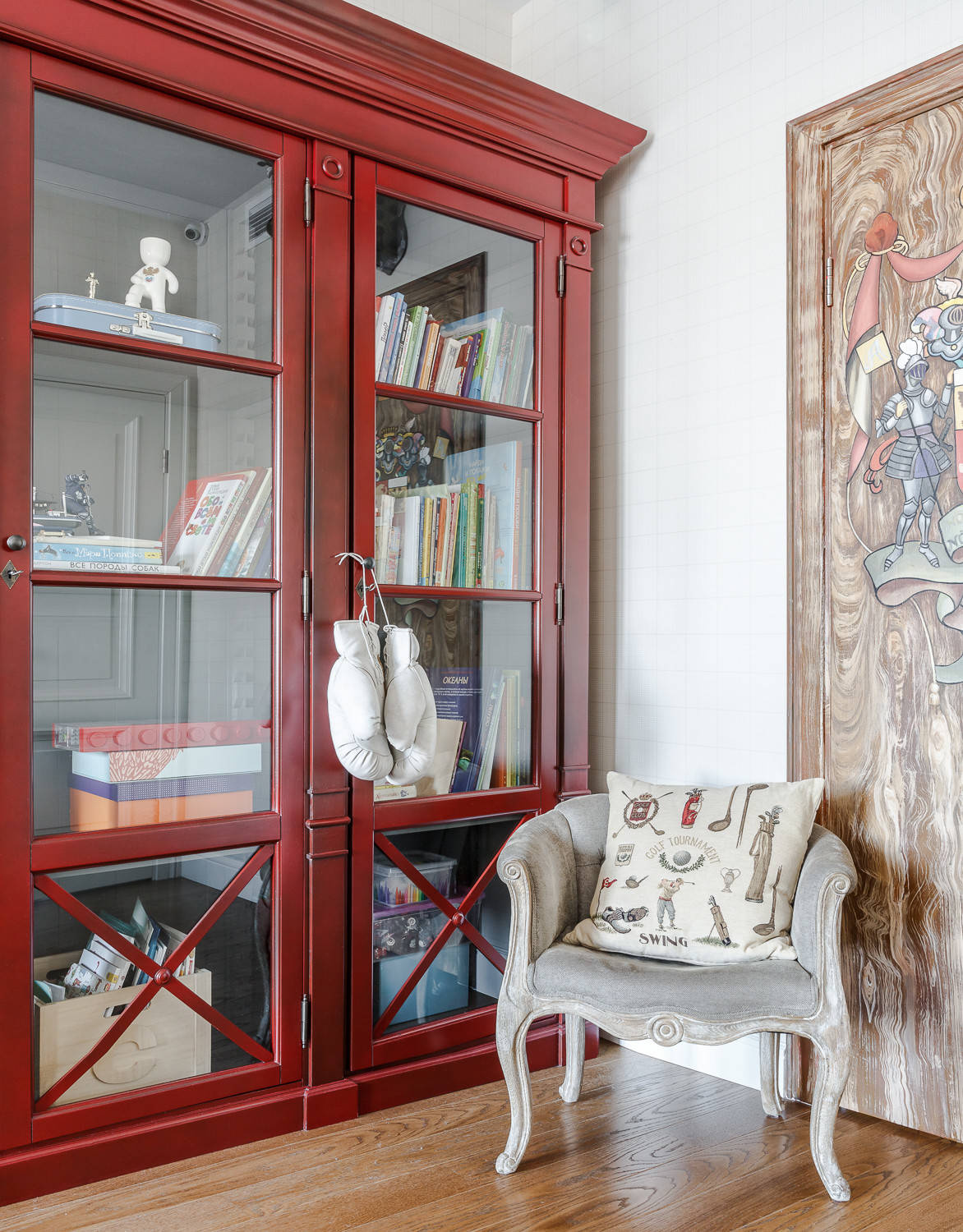 В гостях: Квартира с элементами барокко и современным искусством