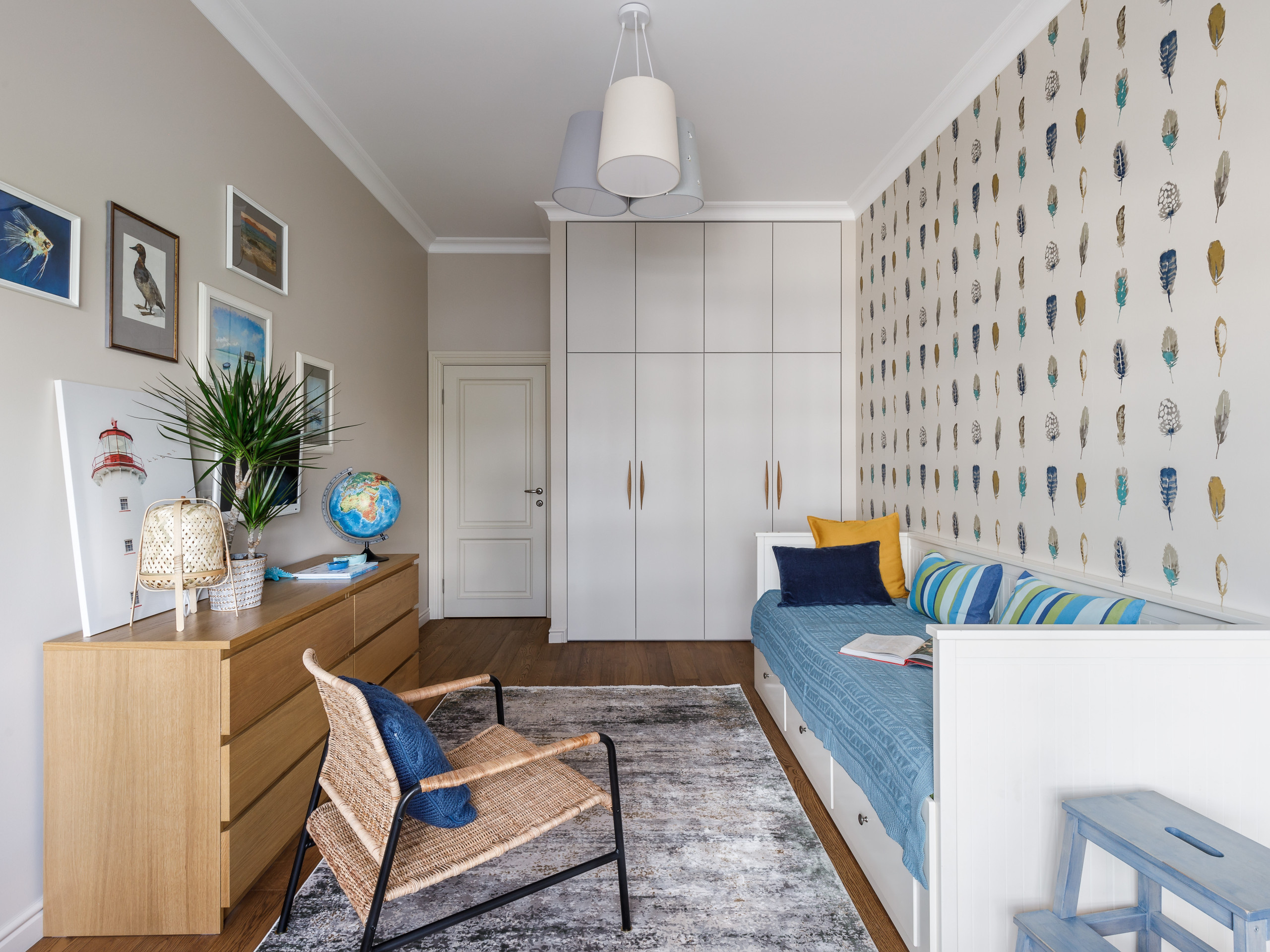 В гостях: Светлая неоклассика в Петербурге — с видом на озеро