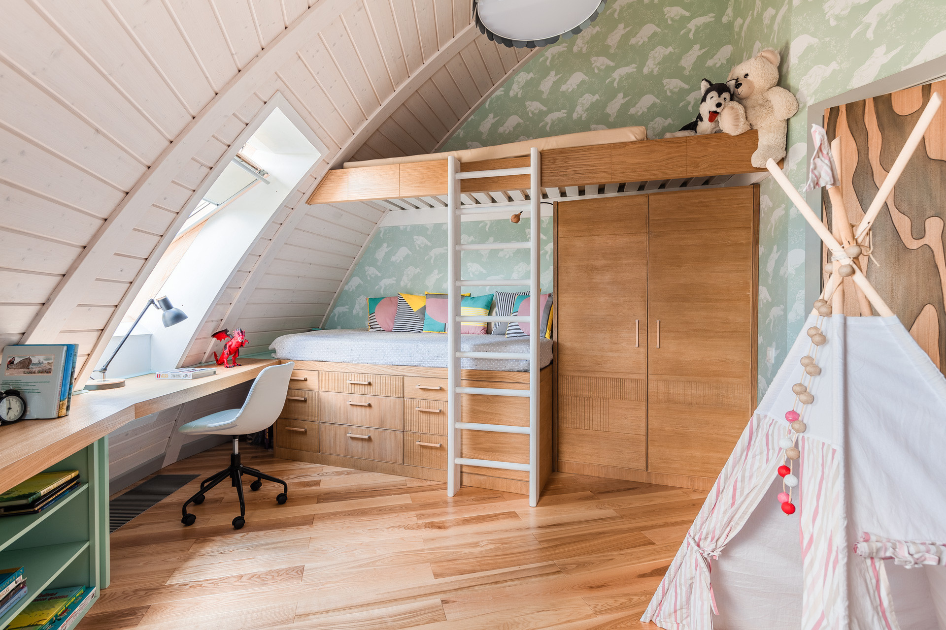 В гостях: Купольный дом у воды — для семьи с тремя детьми