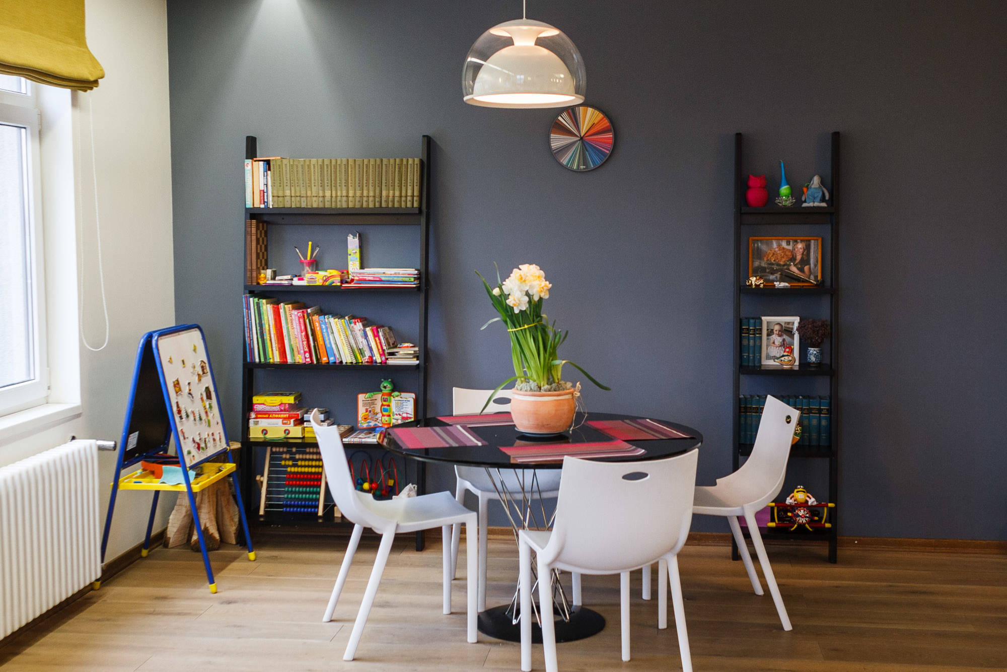 В гостях: Просторная квартира в Санкт-Петербурге