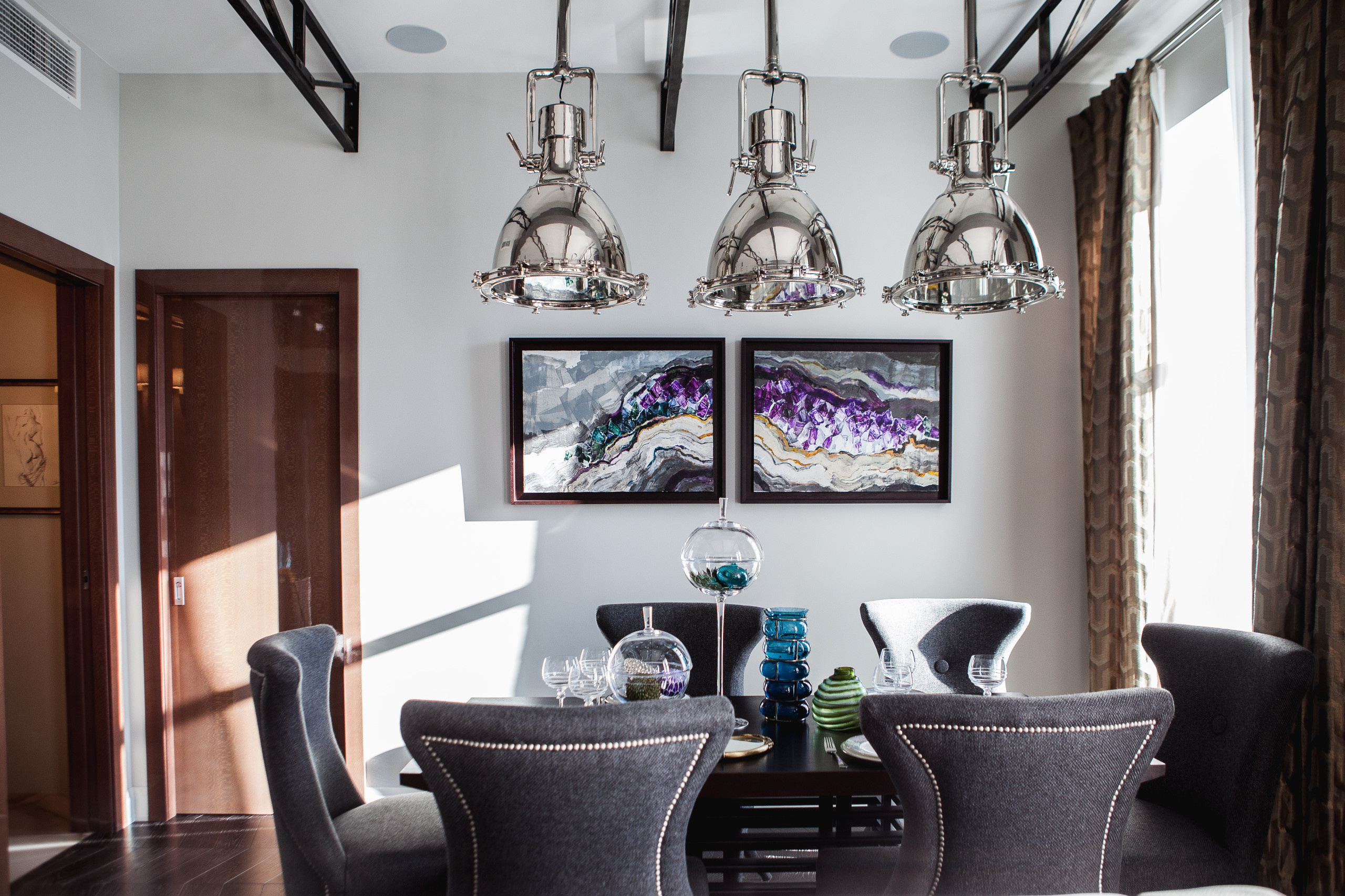 Houzz тур: «Женский» лофт с акцентами ар деко