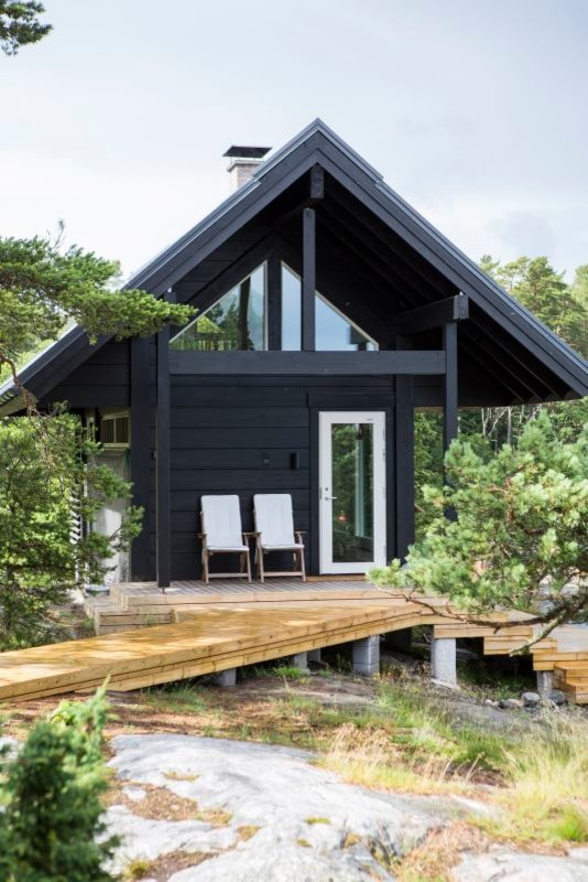 Вопрос: В какой цвет покрасить дом