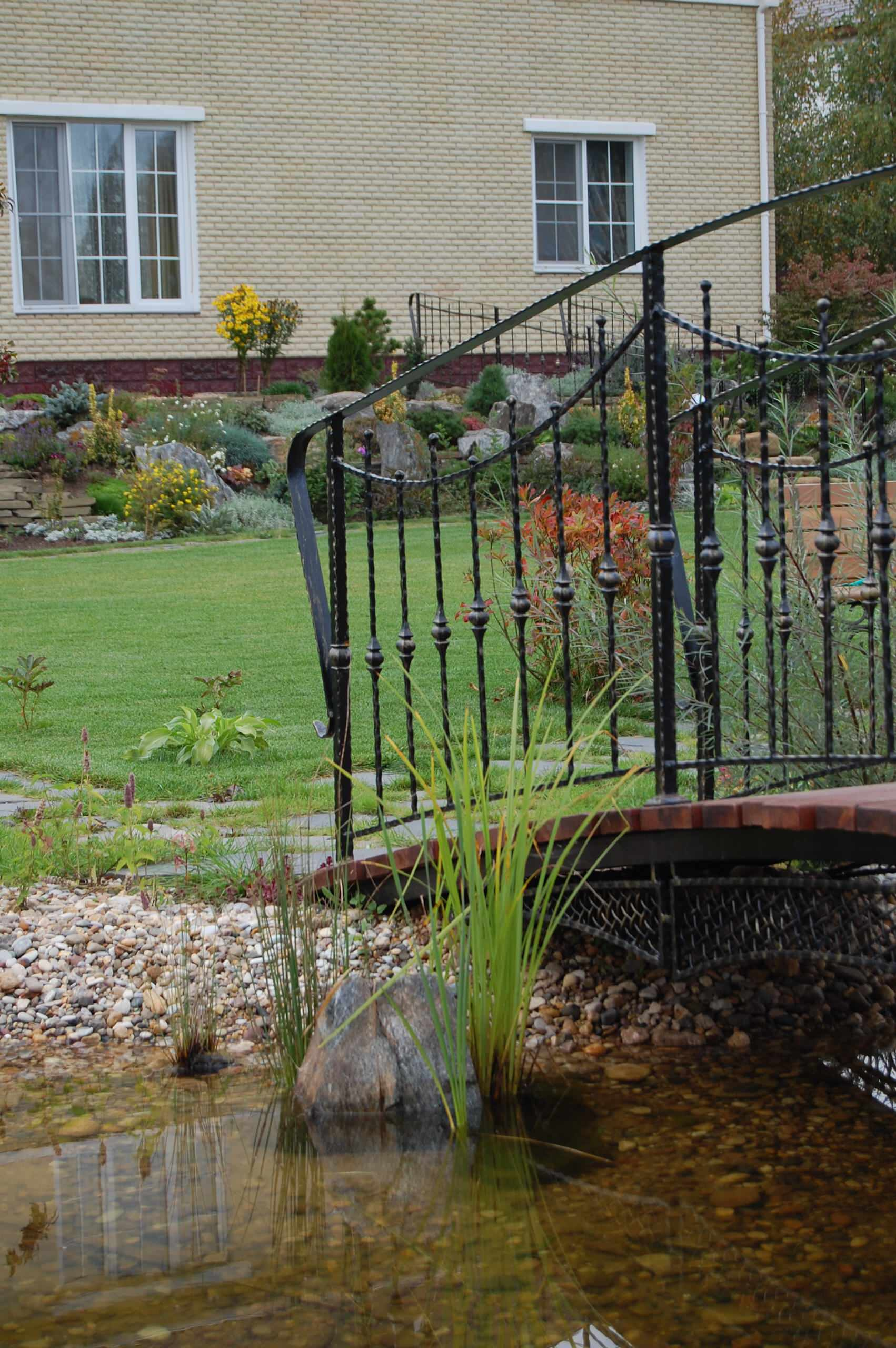 Проект недели: Сад, в котором дом «стоит» на цветнике