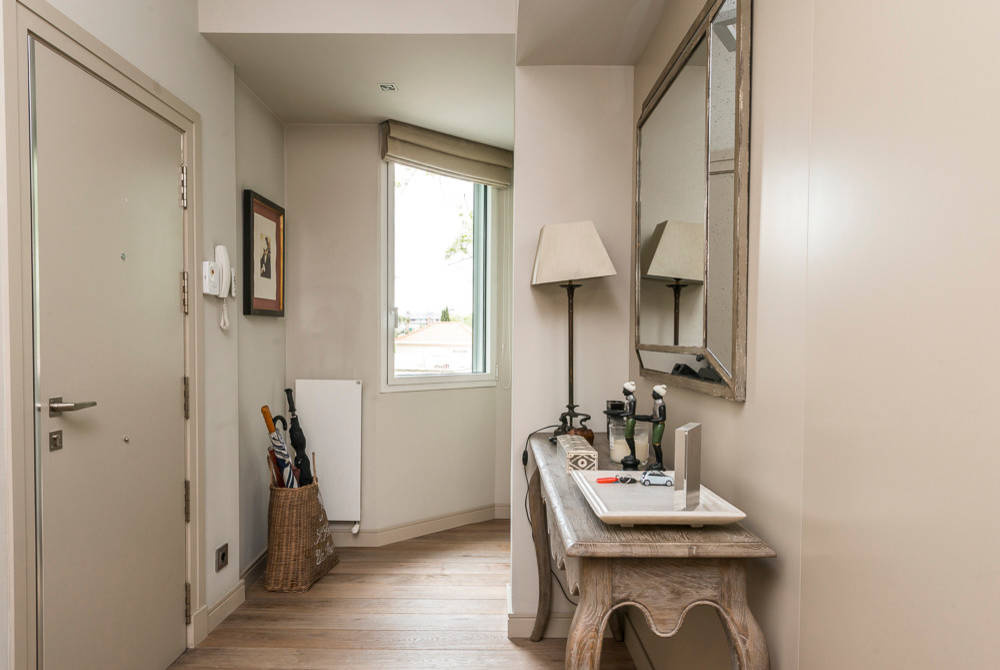 С миру по идее: Как организовать хранение в маленькой прихожей