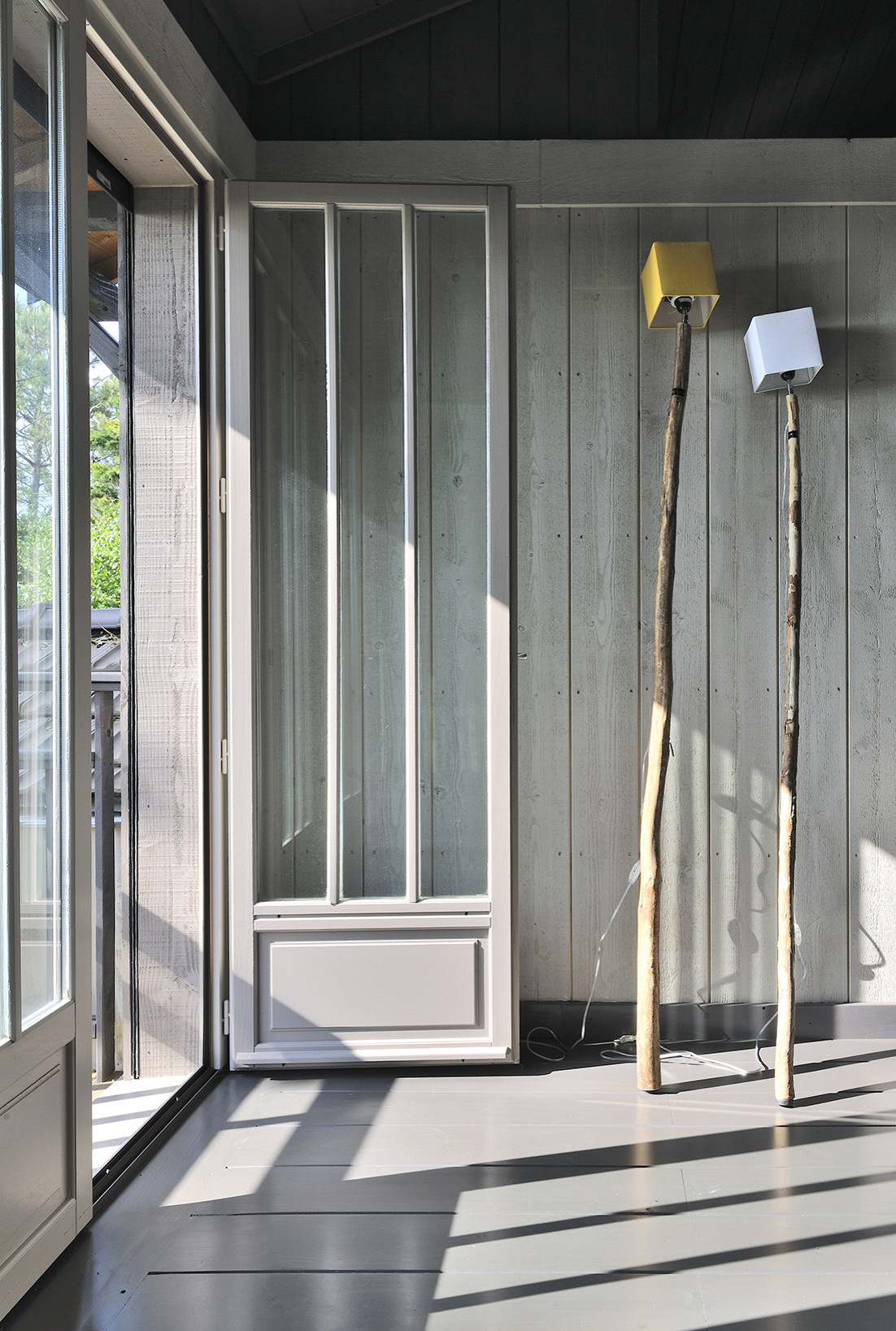 Вопрос: Почему существующая проводка [обычно] подлежит замене