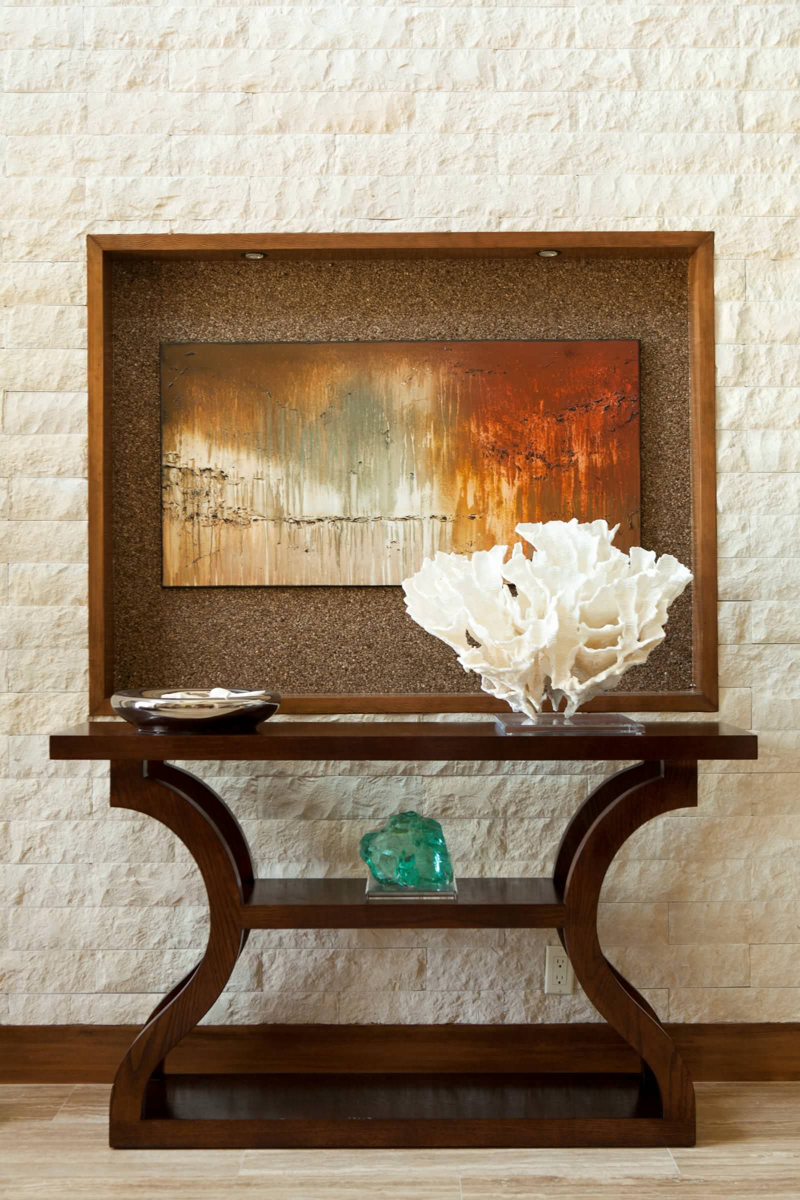 Осторожно, двери открываются: Смелый взгляд на стандартную прихожую