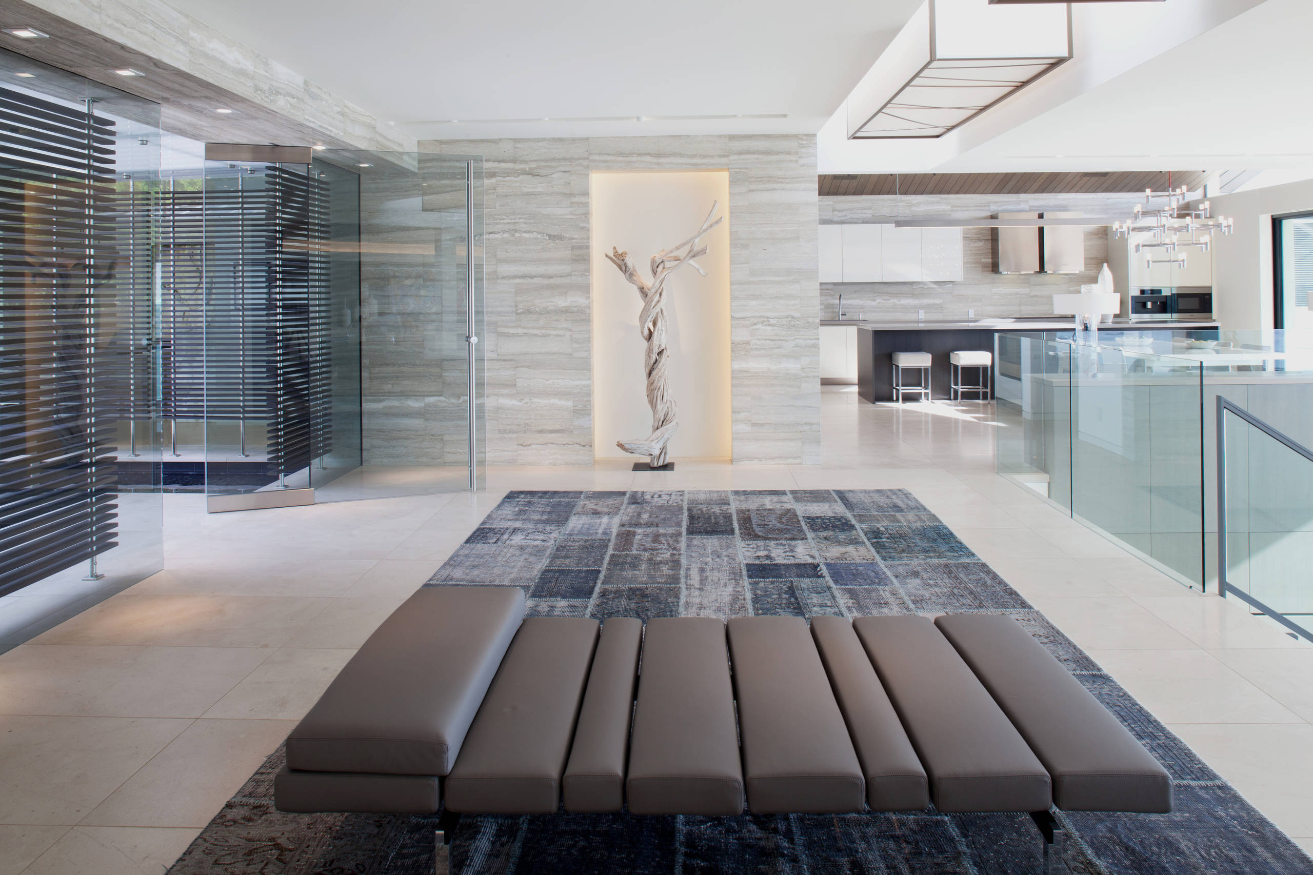 Хороший вопрос: Как распорядиться пространством большой квартиры