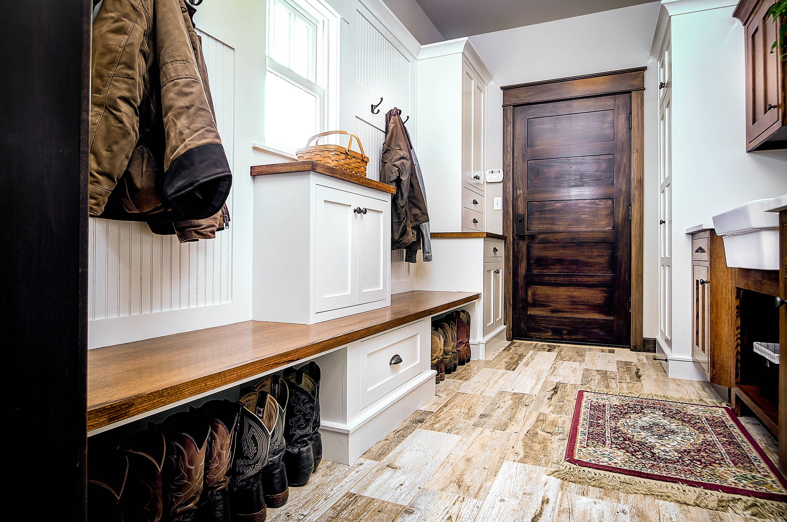 Мелочи жизни: Нужна ли вам раковина для ботинок