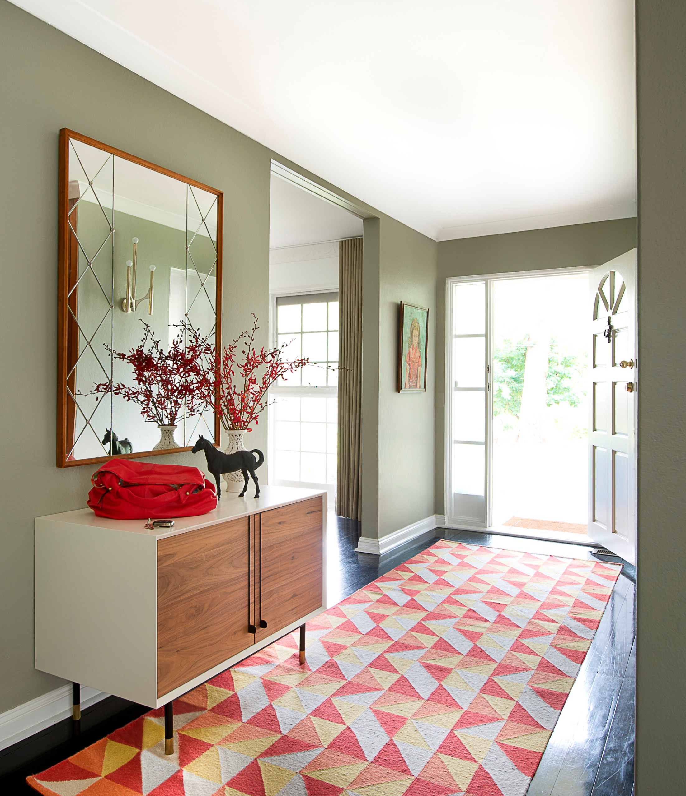 Фотоохота: 97 способов сделать прихожую яркой