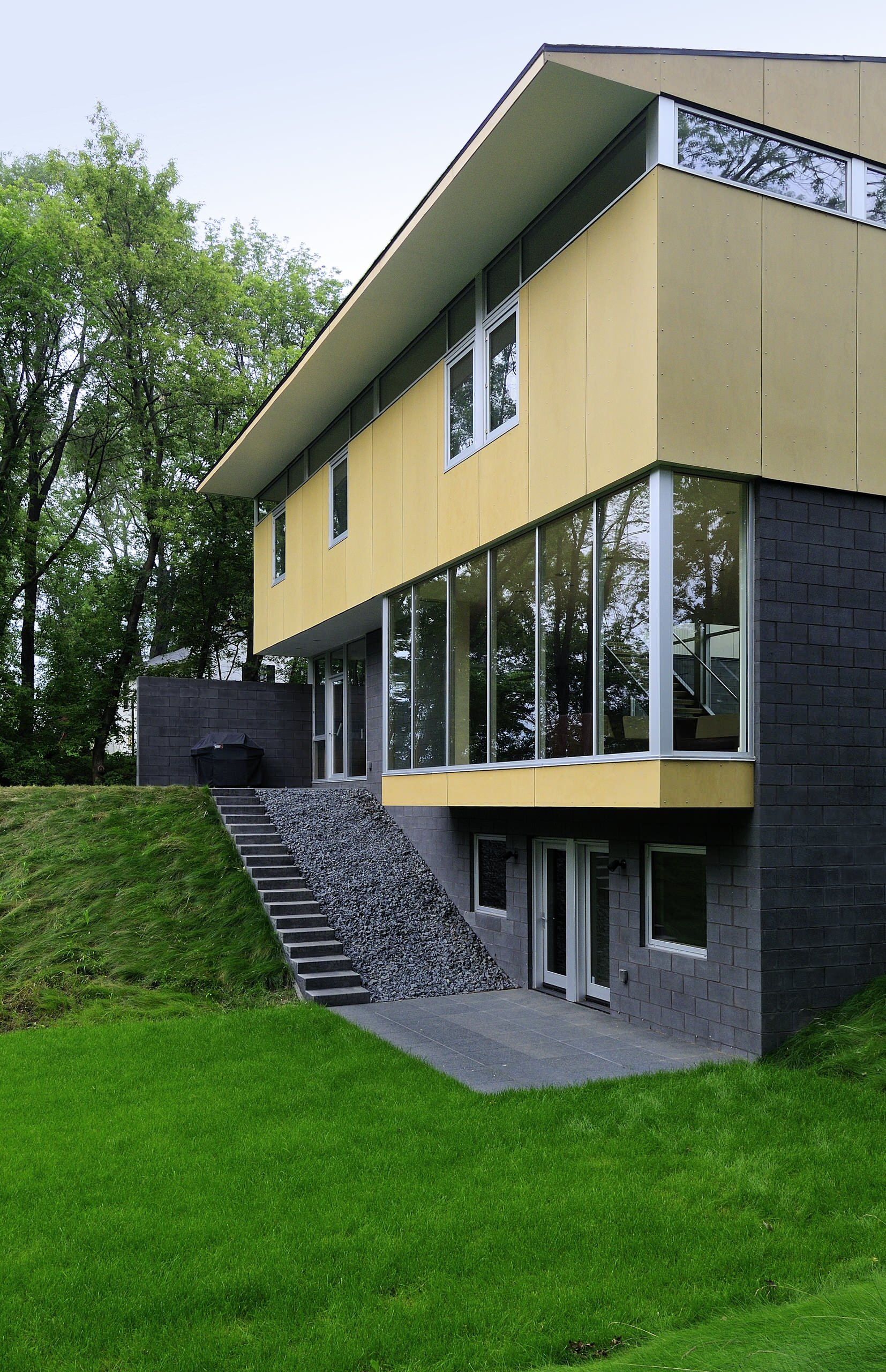 Как удивить соседа: Наружная отделка каркасного дома