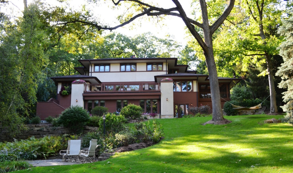 Вопрос: Какой стиль выбрать для частного дома