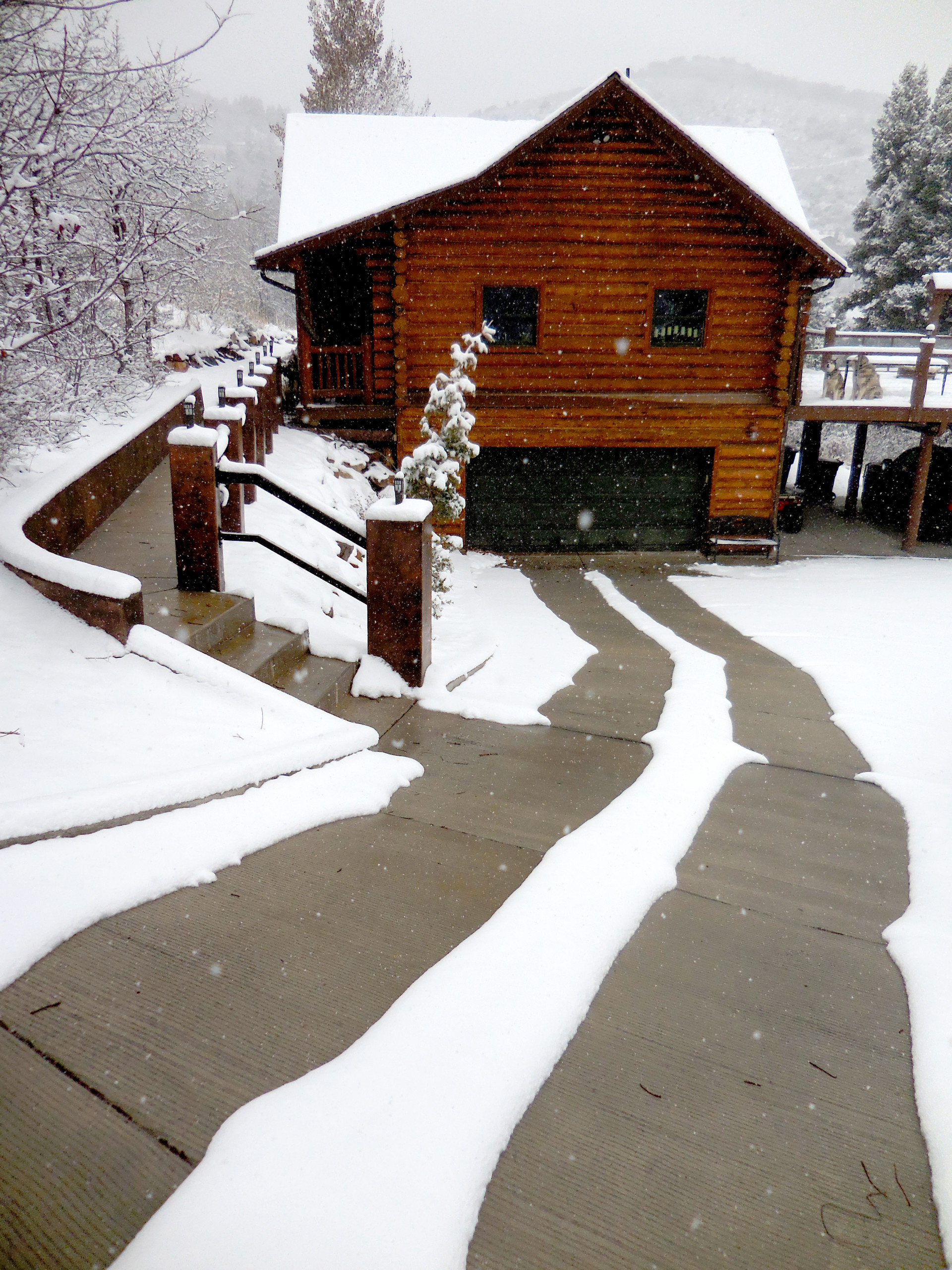 Как правильно: Решить проблему снега на участке